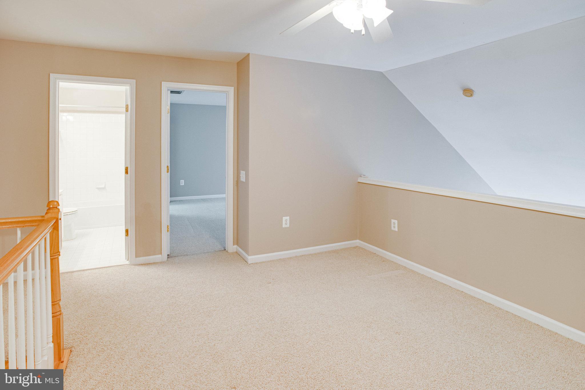 RIVER RIDGE - Residential