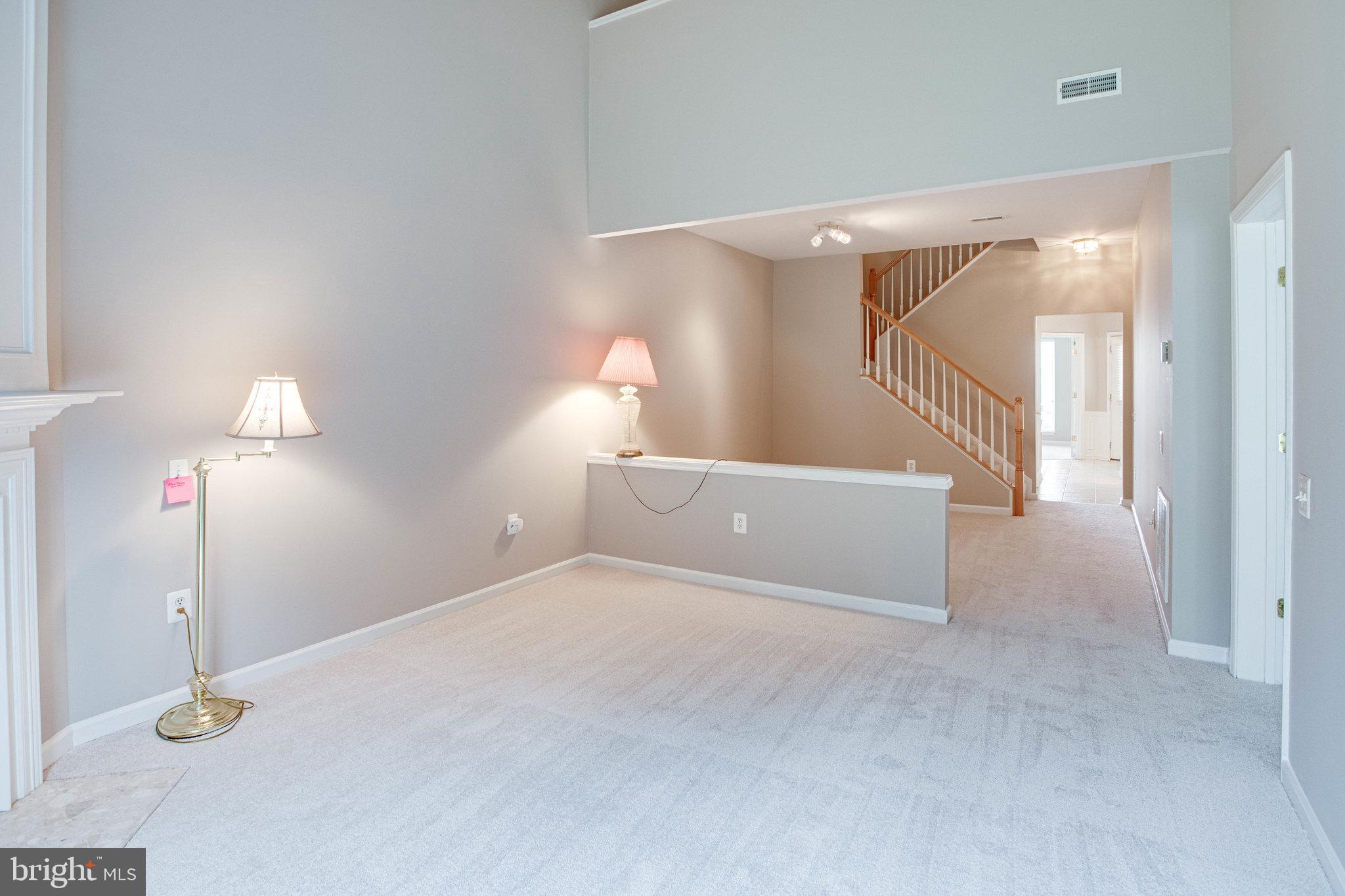 RIVER RIDGE - Residential