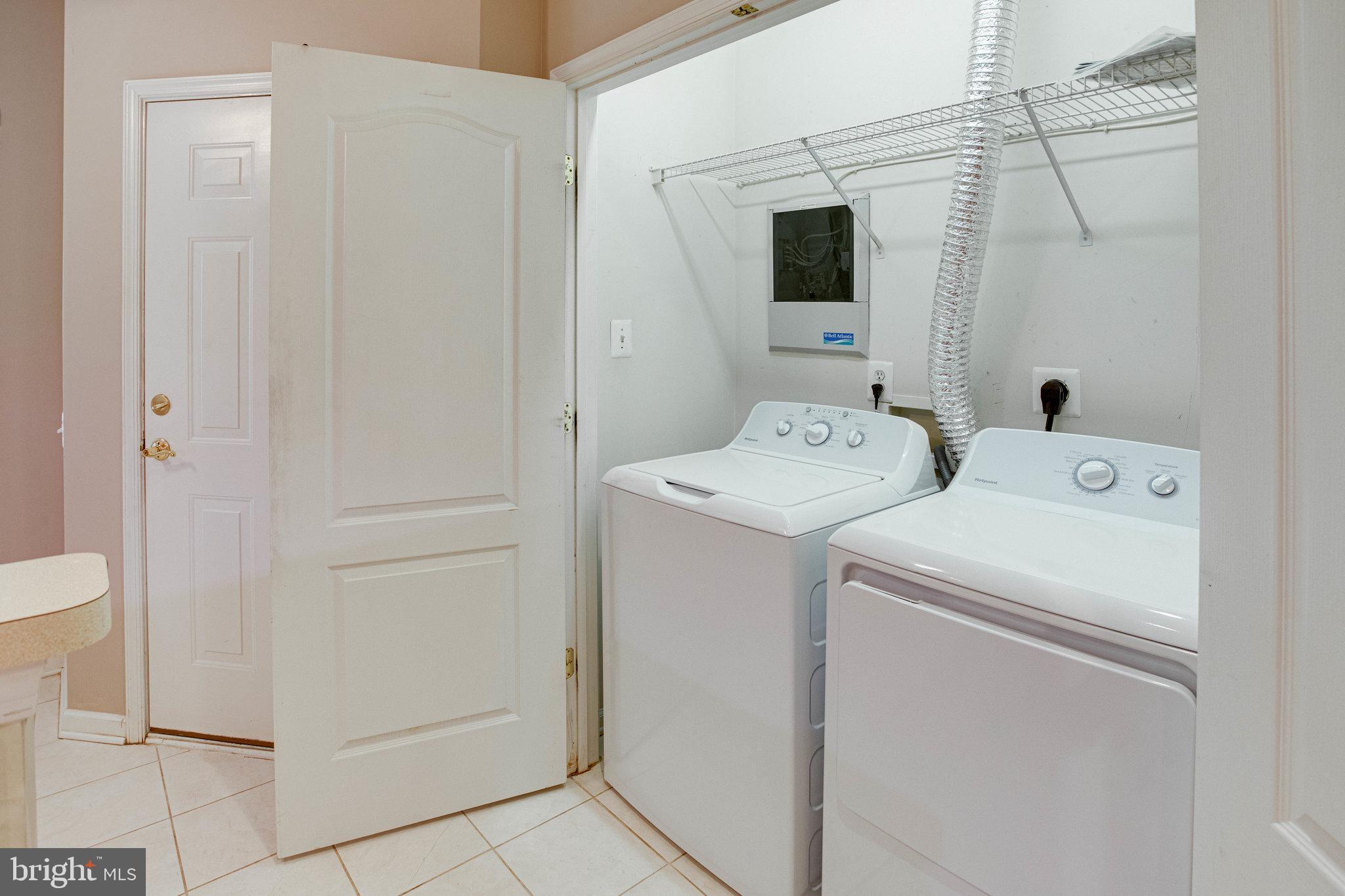 RIVER RIDGE - Residential