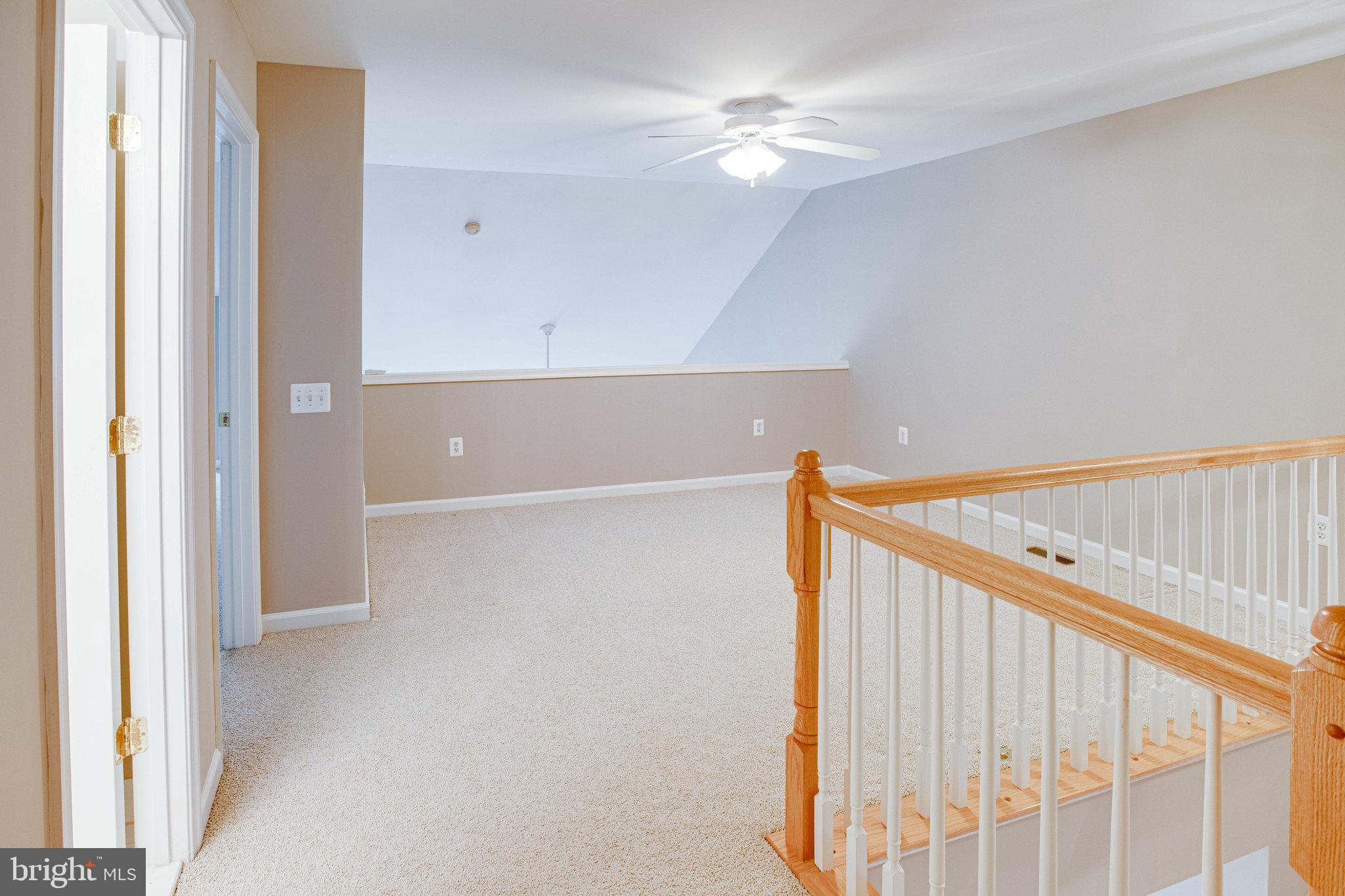 RIVER RIDGE - Residential