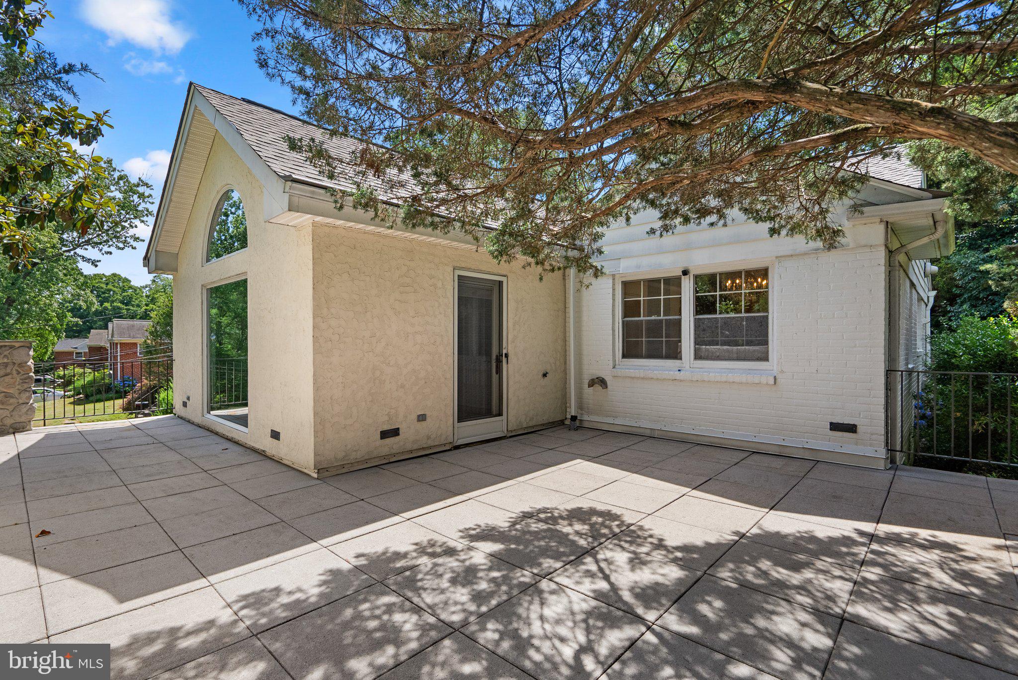 NORTH HILLS - Residential