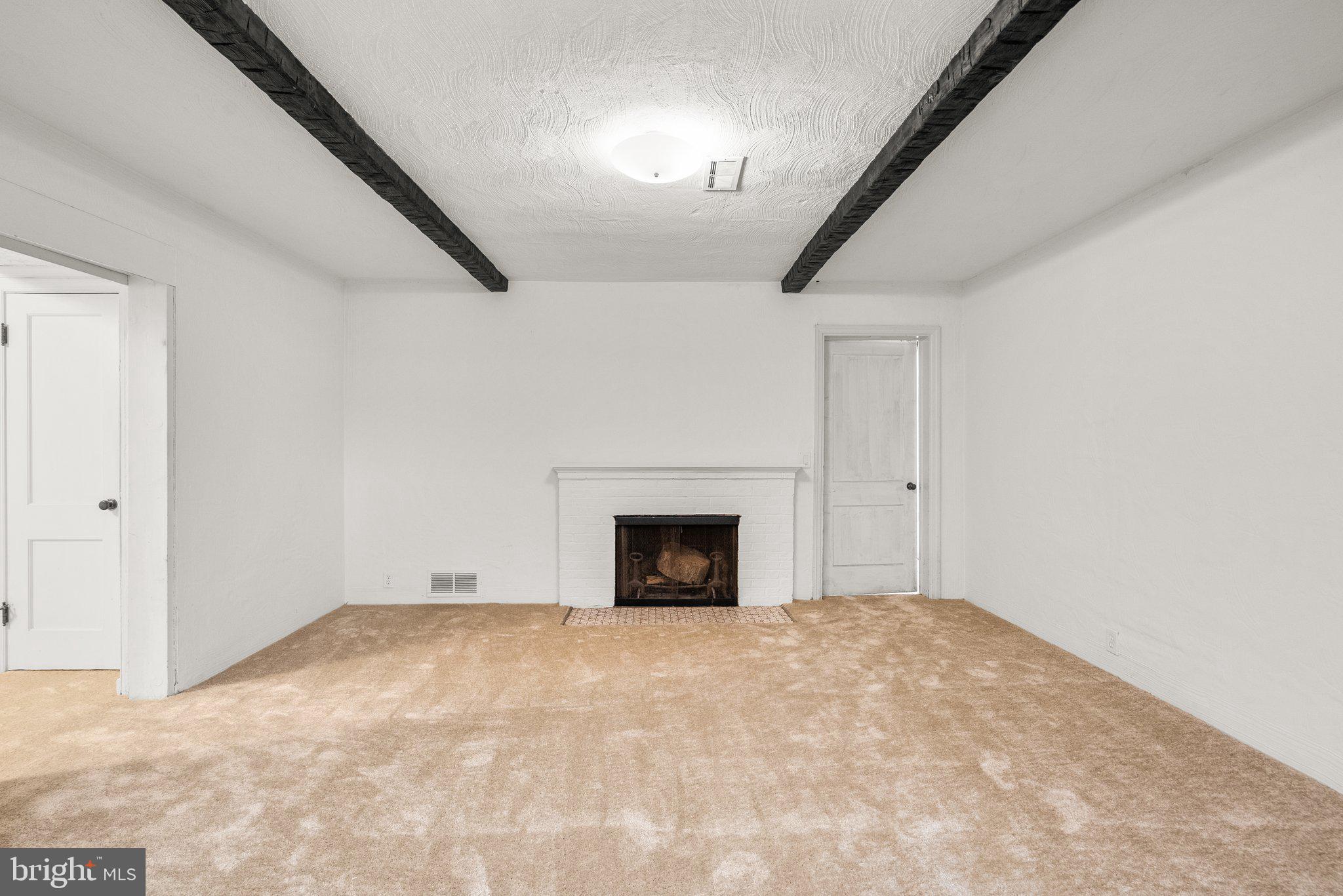 NORTH HILLS - Residential