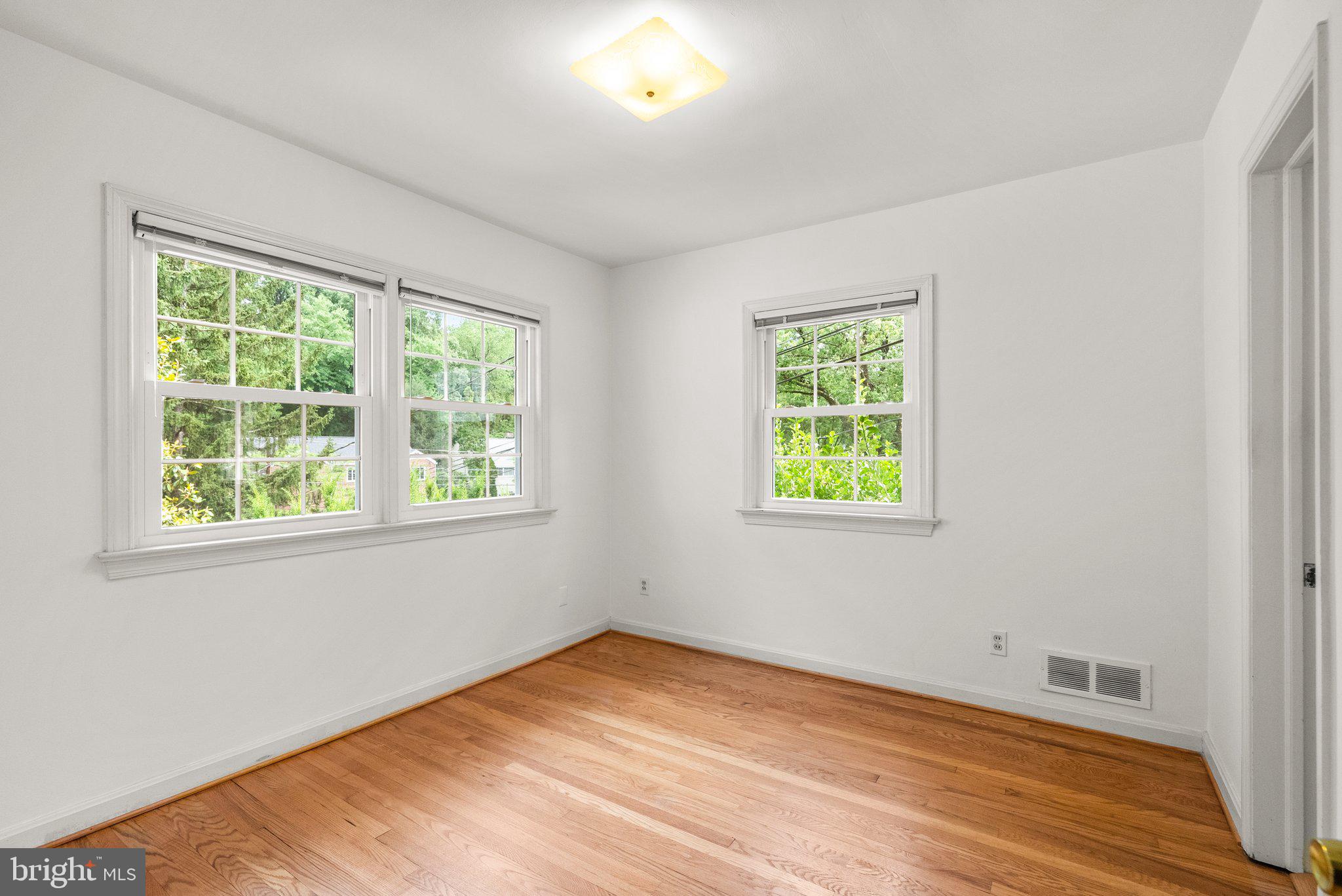 NORTH HILLS - Residential