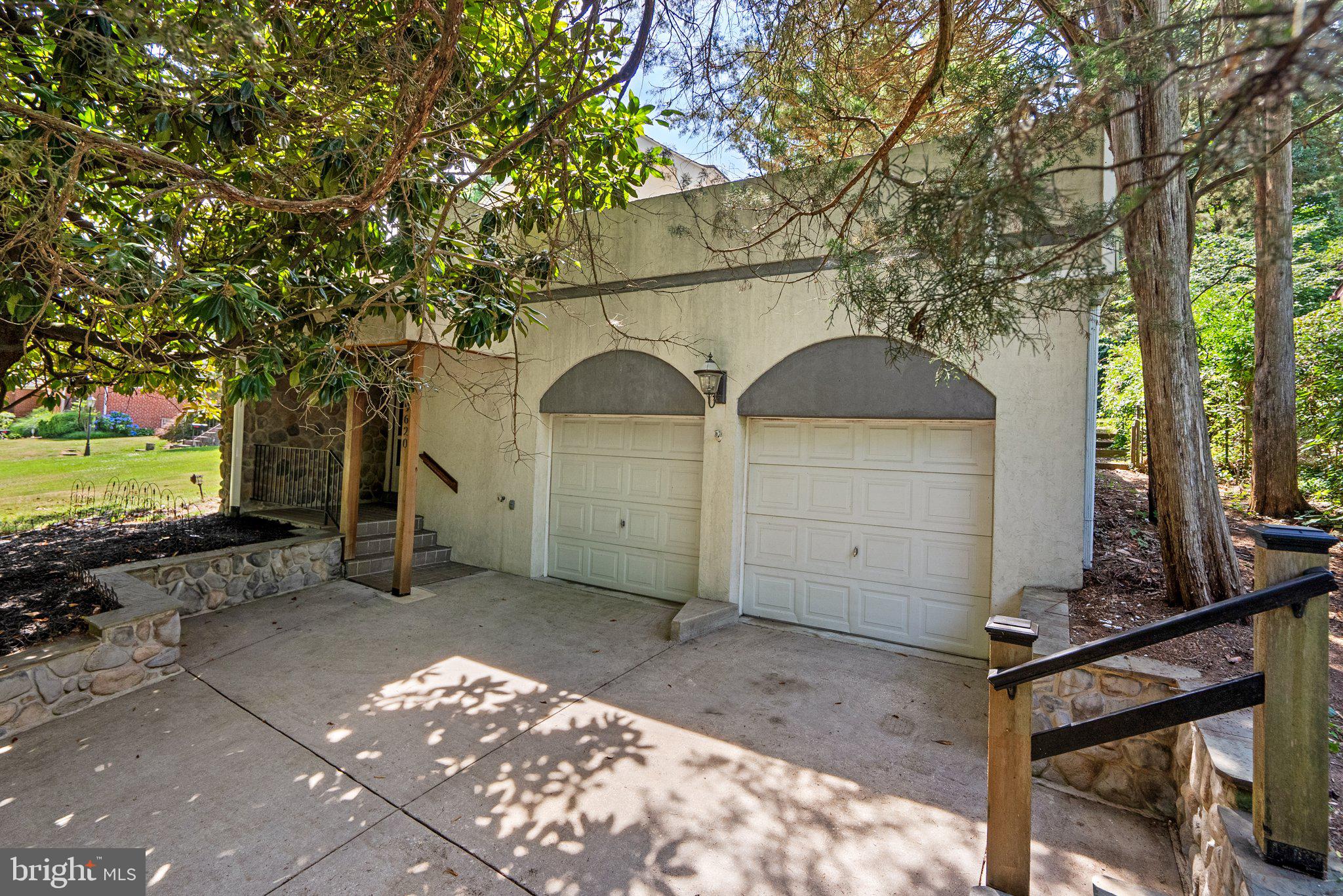 NORTH HILLS - Residential