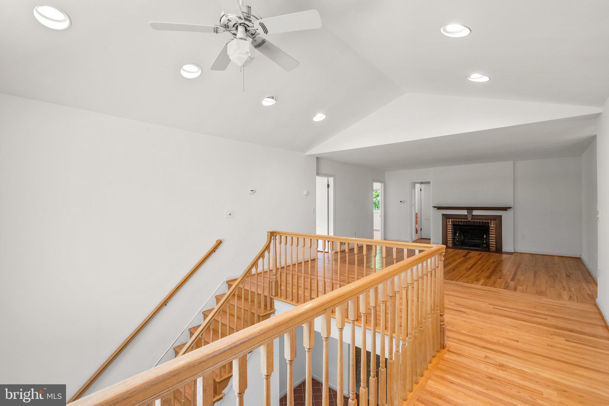 NORTH HILLS - Residential