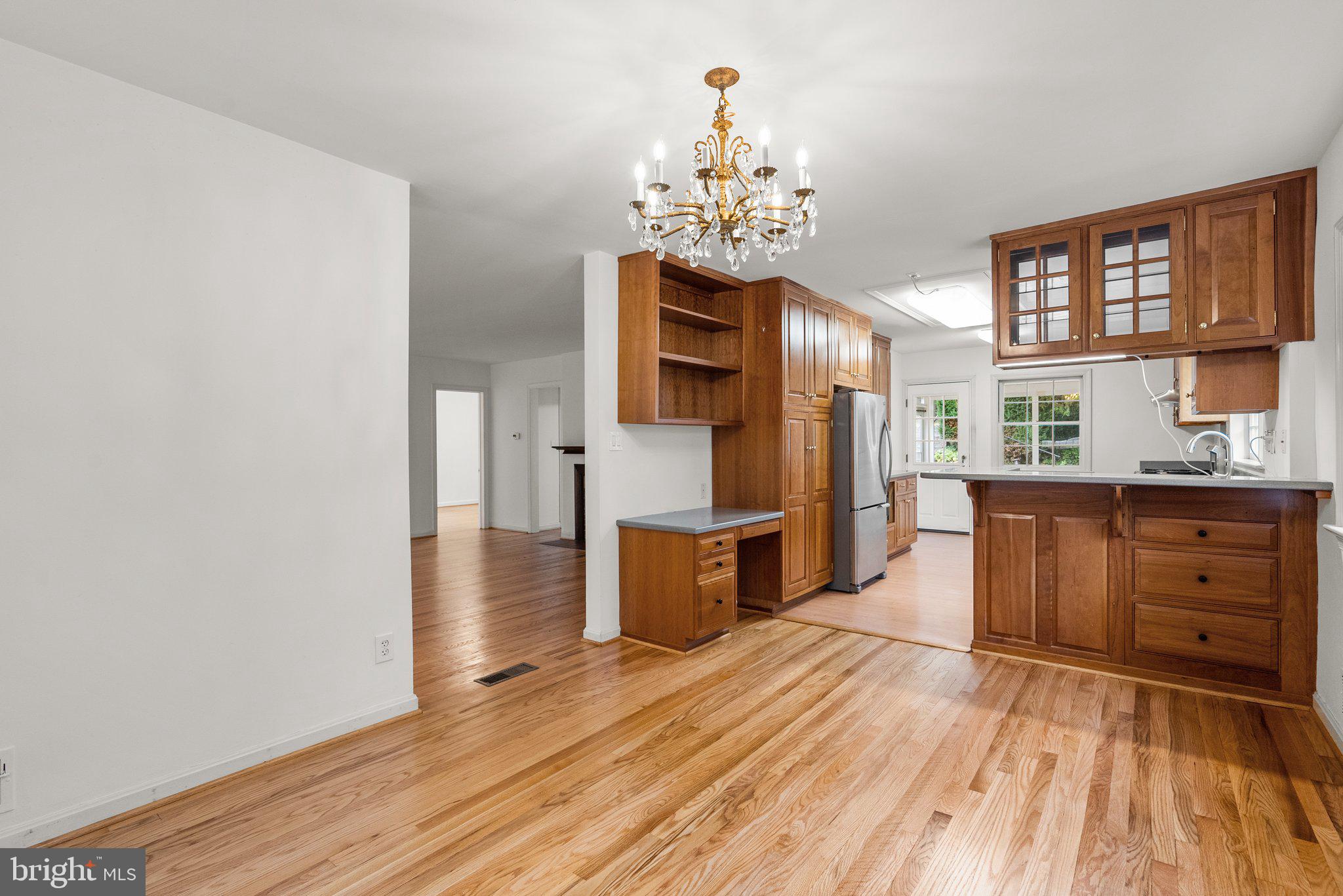 NORTH HILLS - Residential