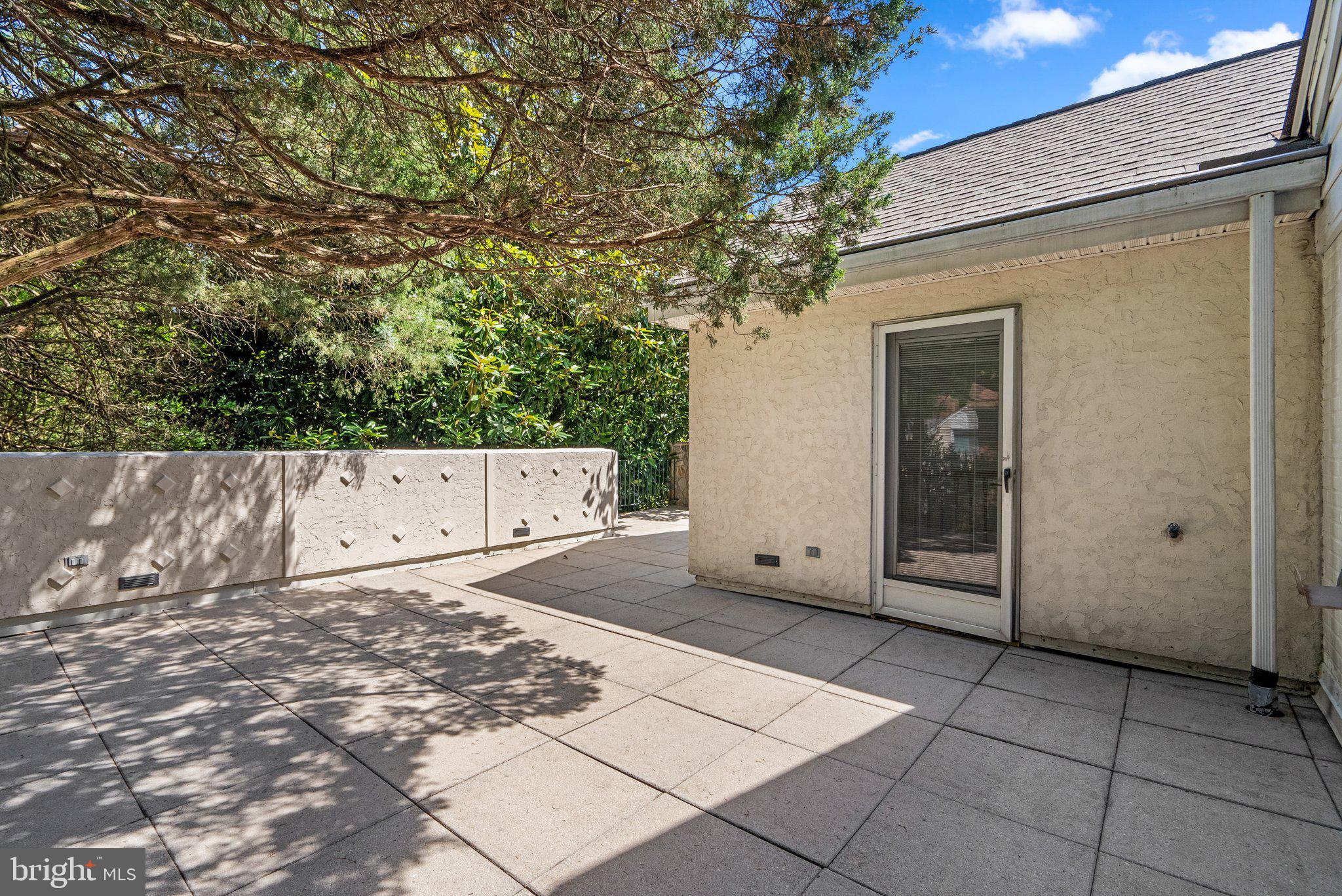 NORTH HILLS - Residential