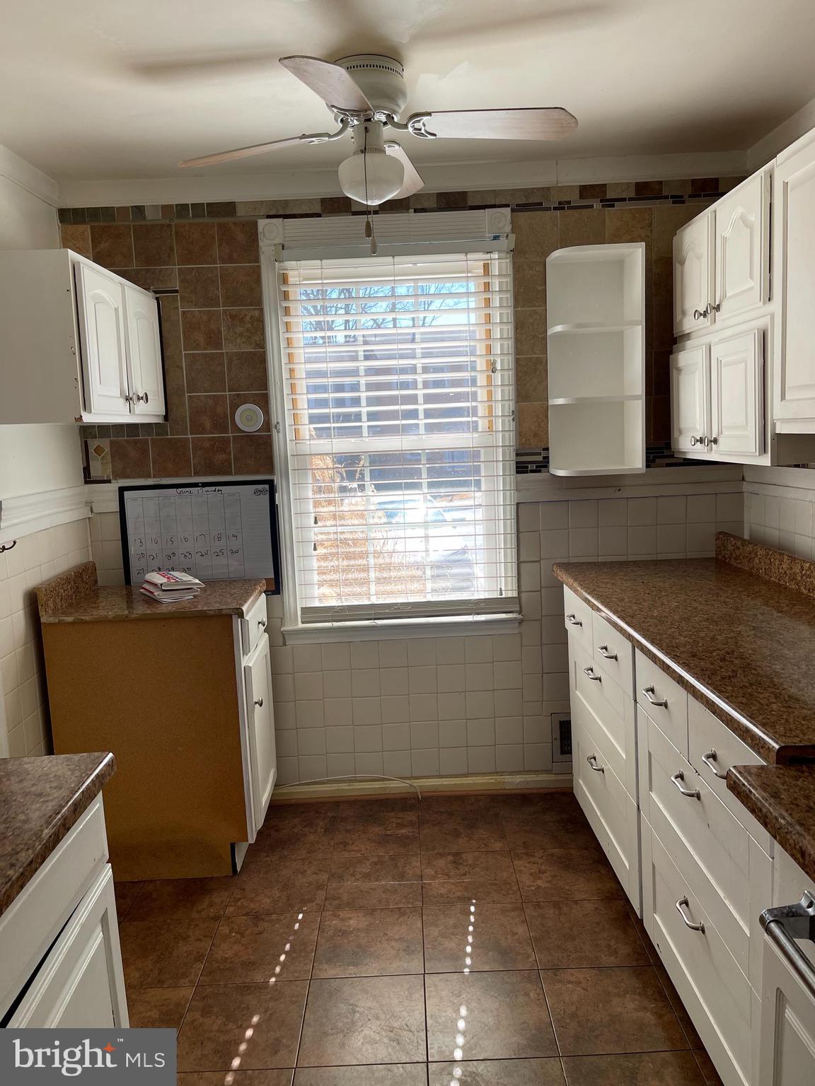 GREENWICH HILL - Residential