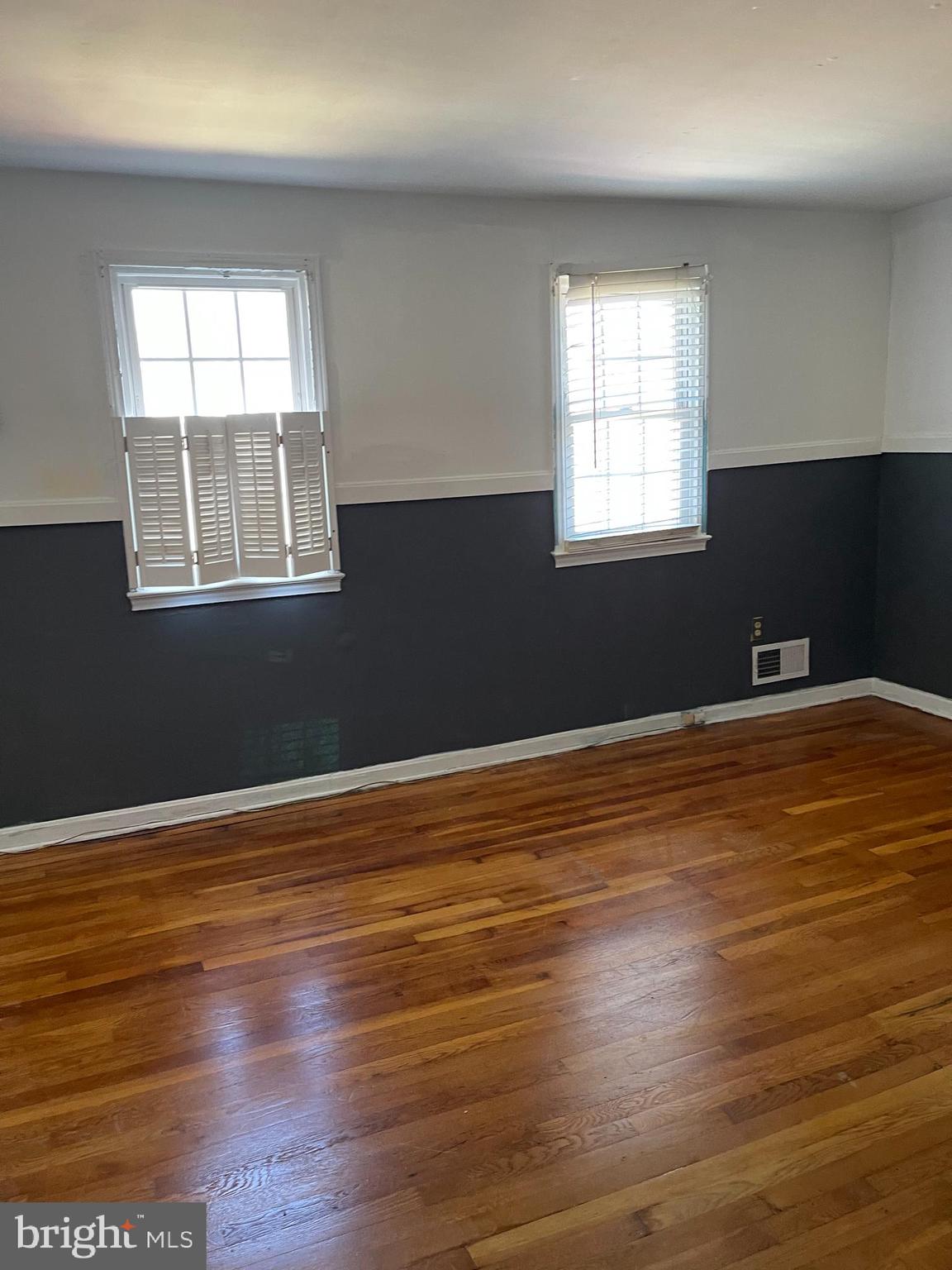 GREENWICH HILL - Residential