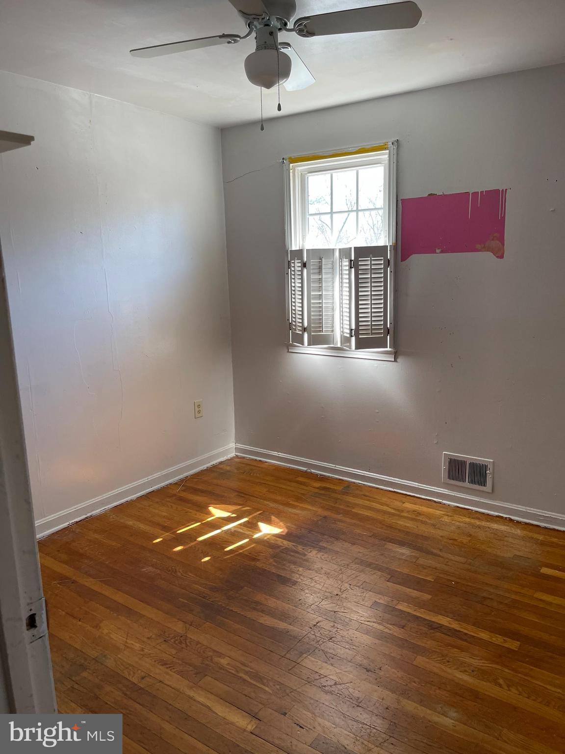 GREENWICH HILL - Residential