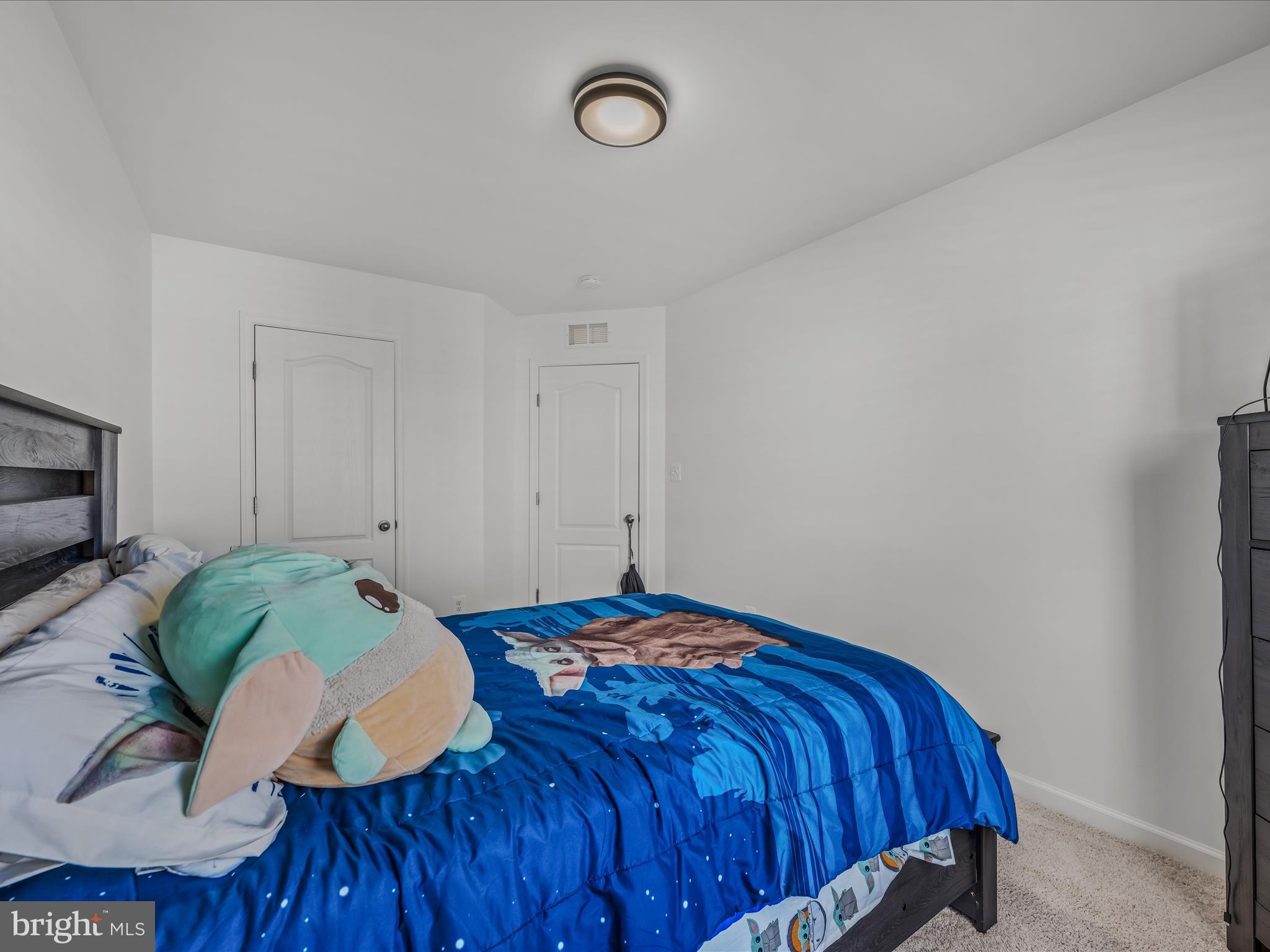 MCCAULEY CROSSING - Residential