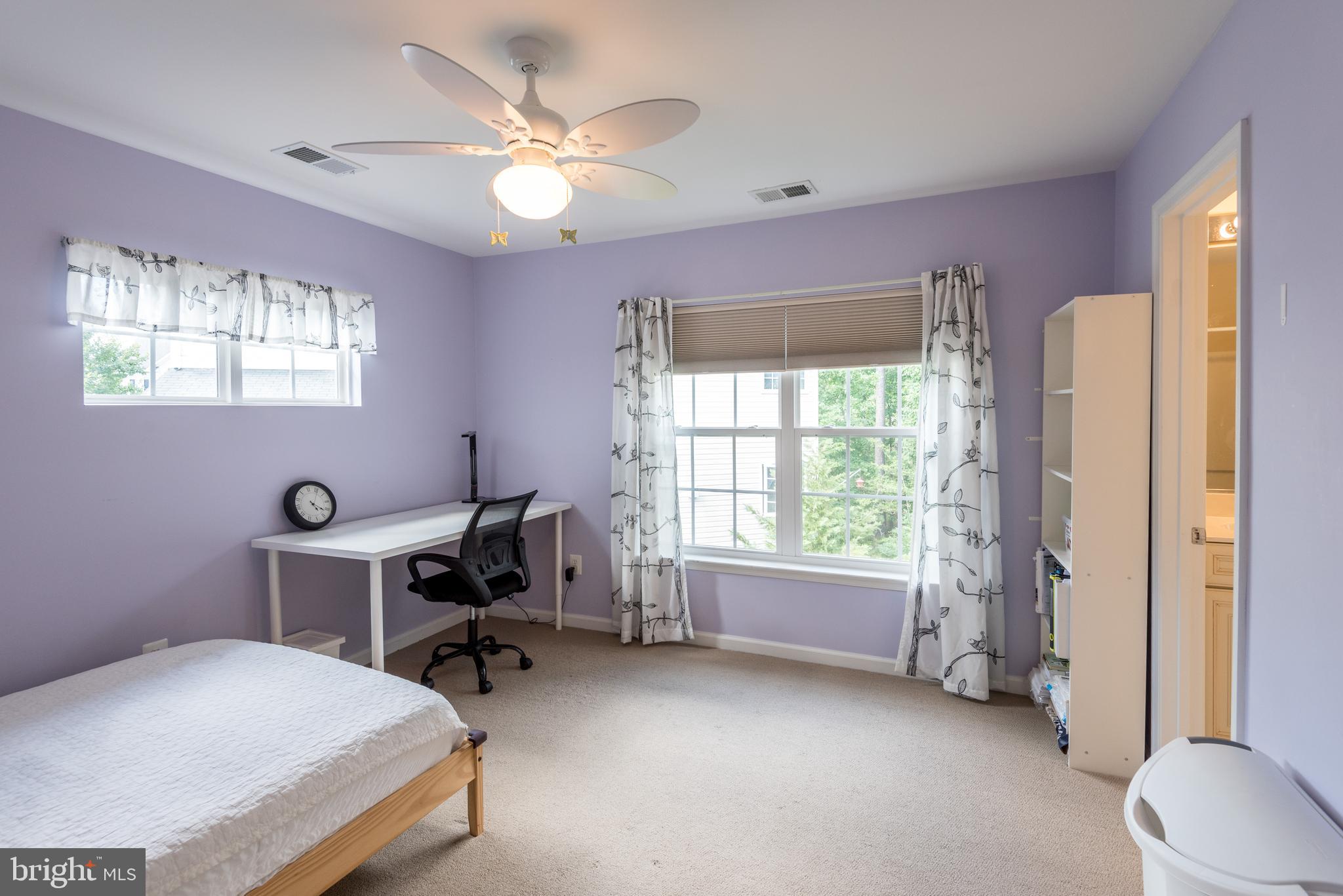 DAHLIA PARK OF WILDEWOOD - Residential