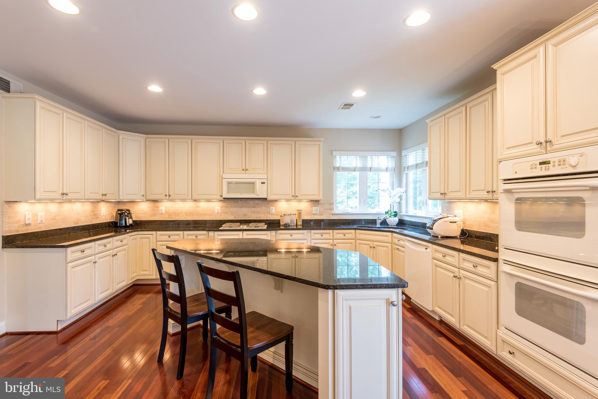 DAHLIA PARK OF WILDEWOOD - Residential