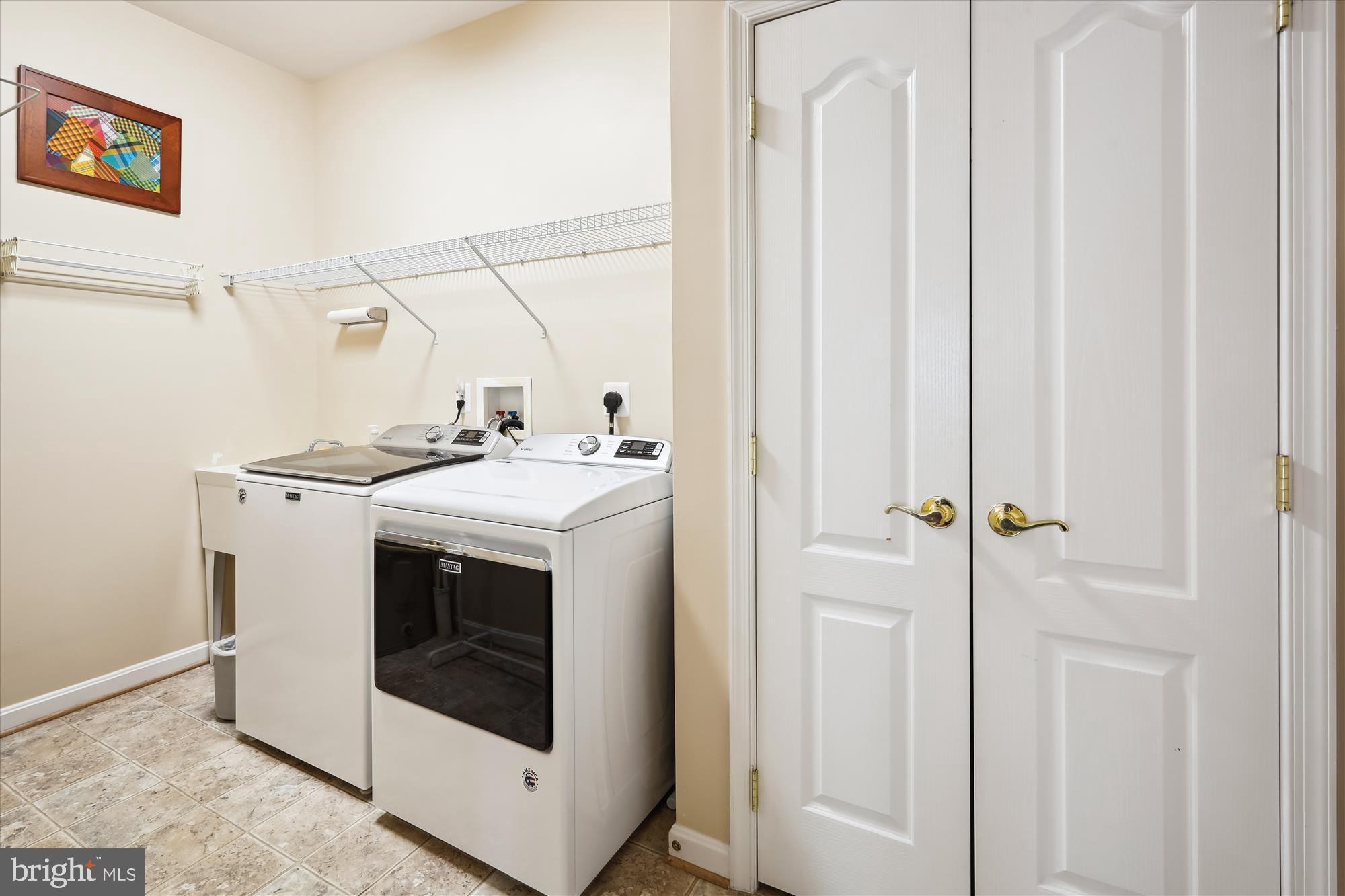 SYMPHONY VILLAGE AT CENTREVILLE - Residential