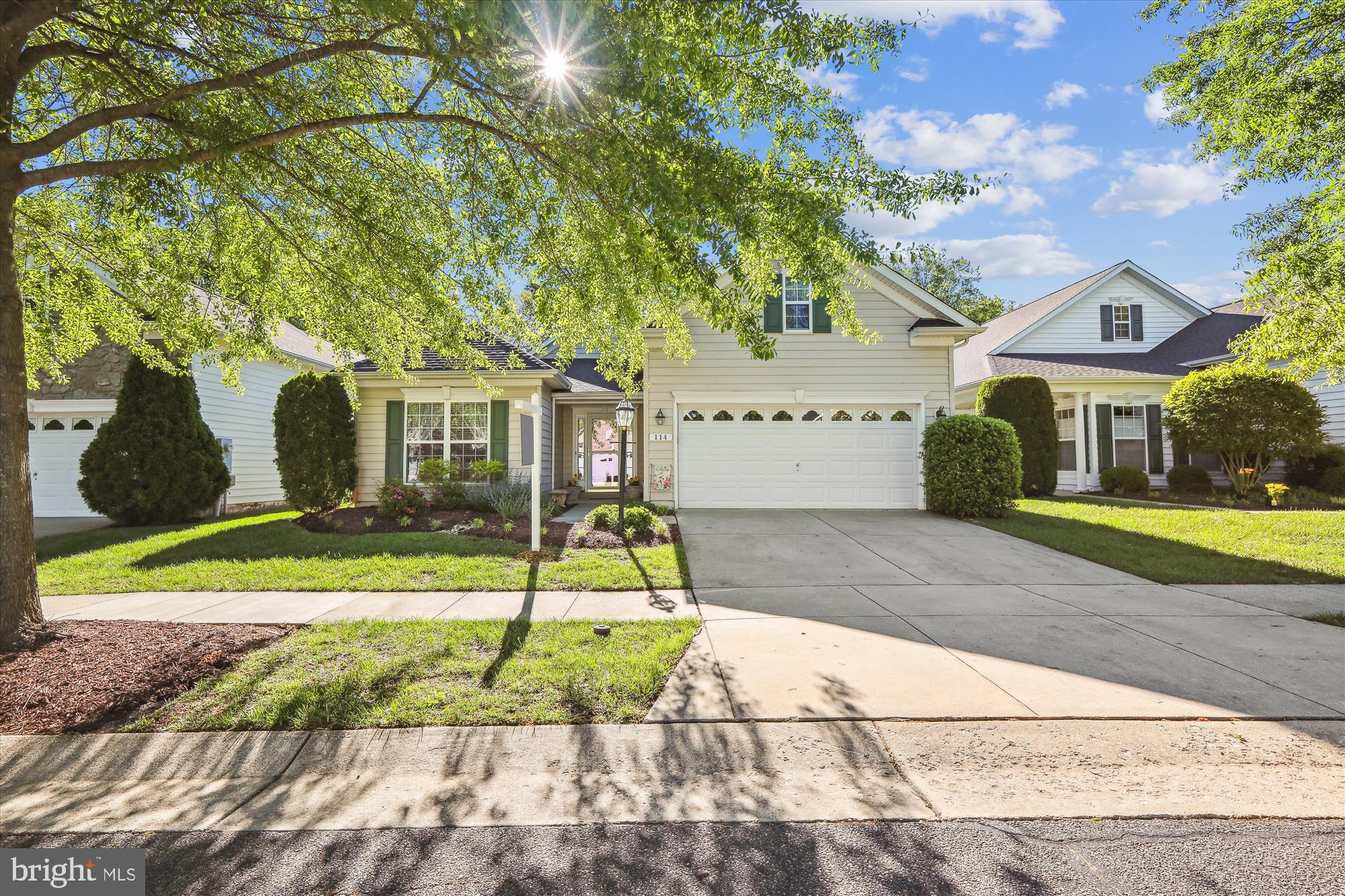 SYMPHONY VILLAGE AT CENTREVILLE - Residential