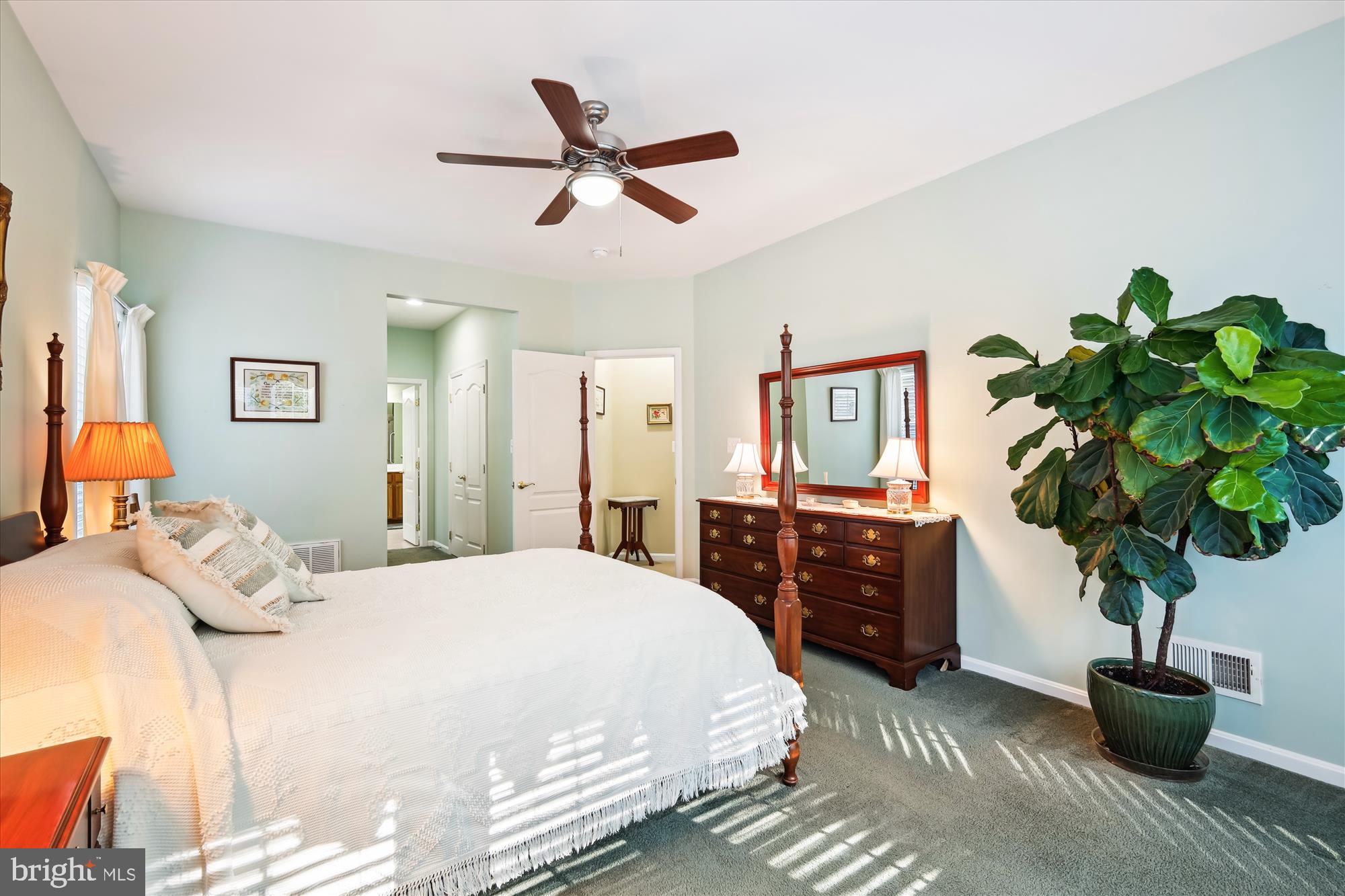 SYMPHONY VILLAGE AT CENTREVILLE - Residential