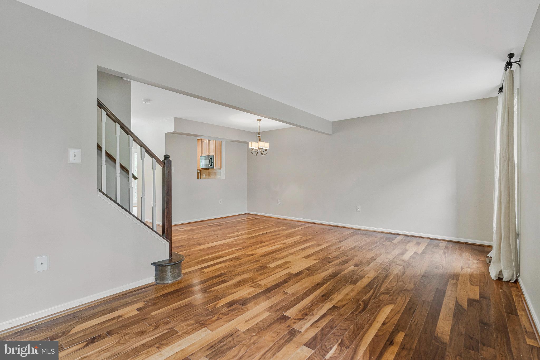 WOODSTONE - Residential