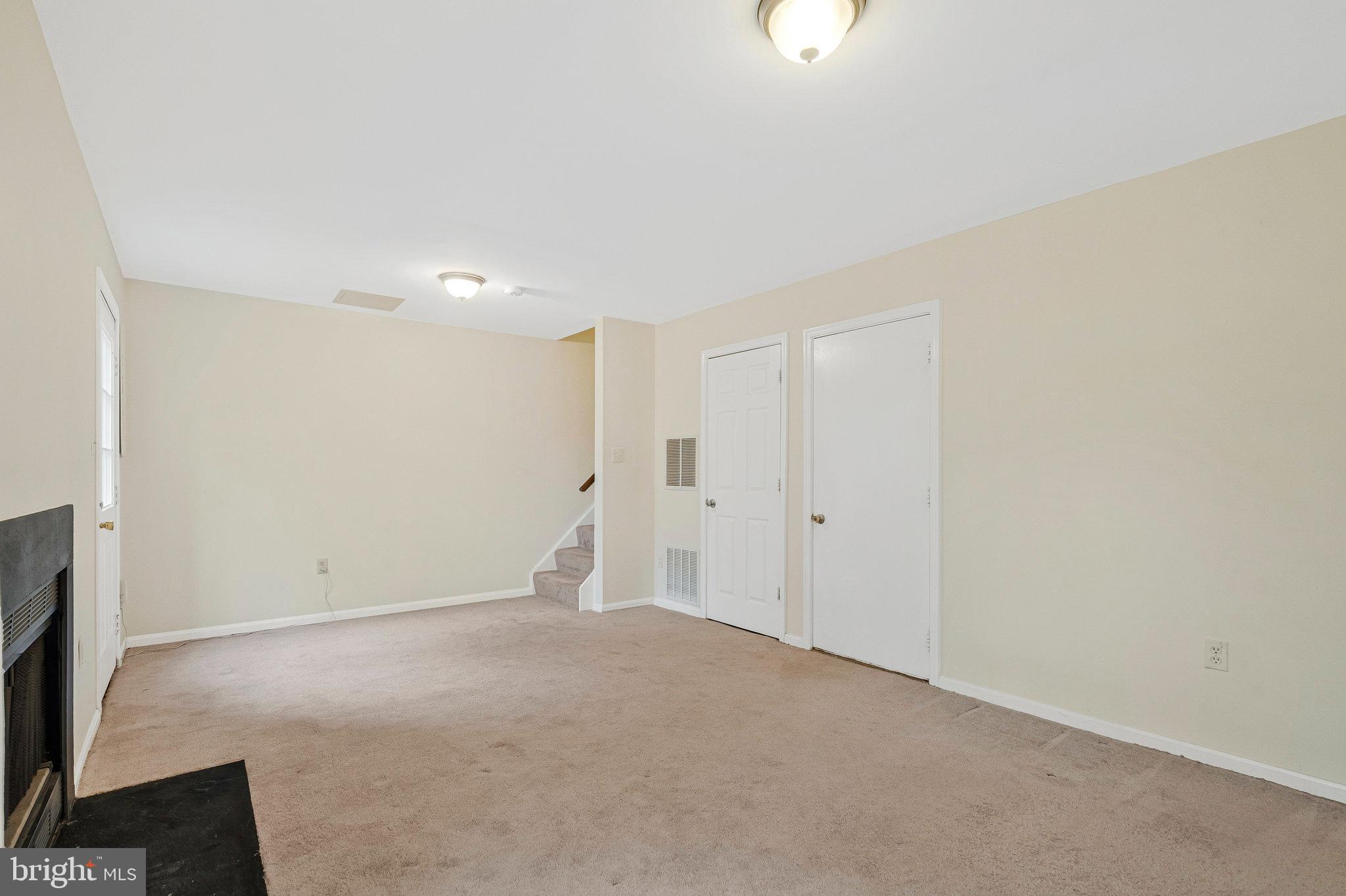 WOODSTONE - Residential