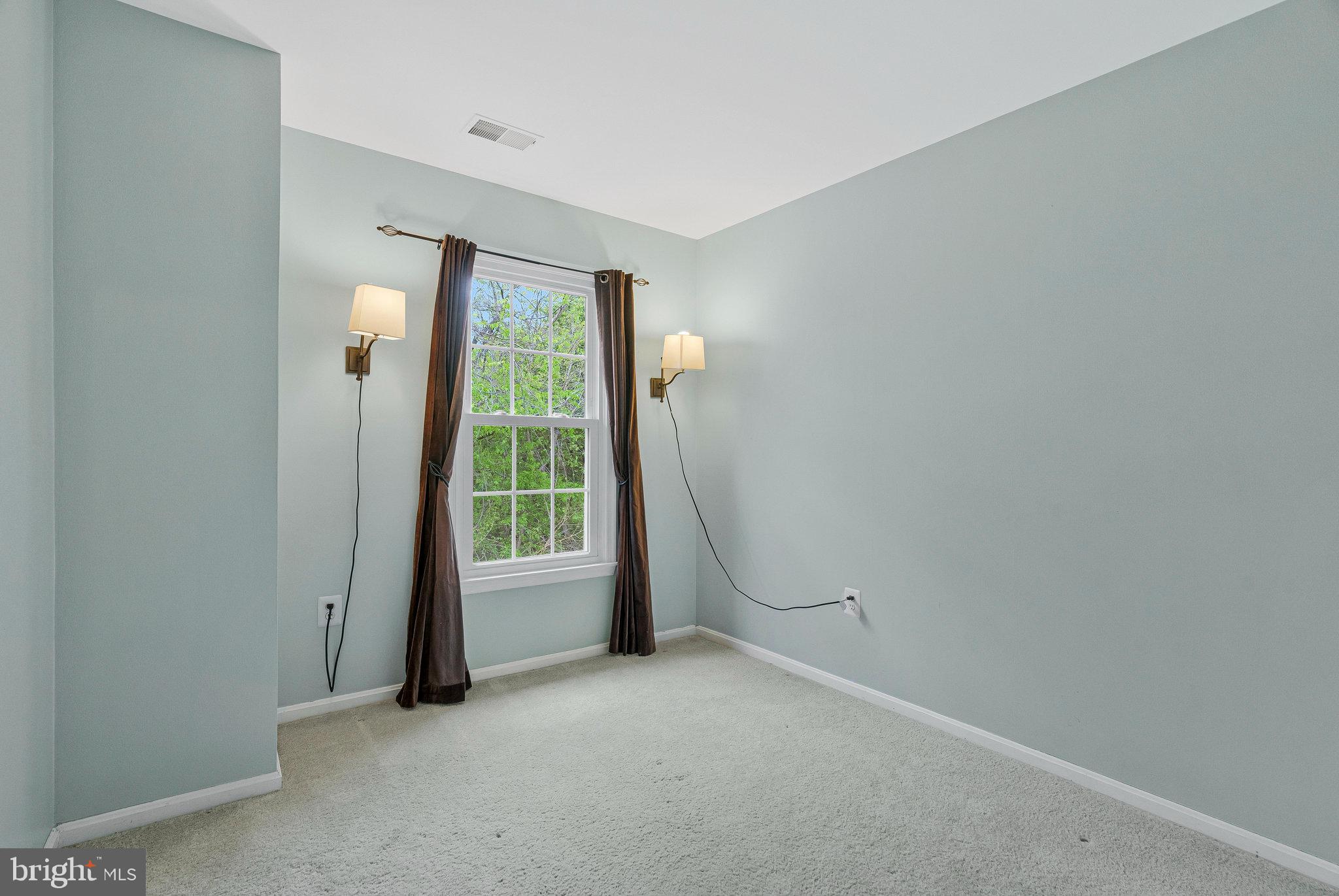 WOODSTONE - Residential