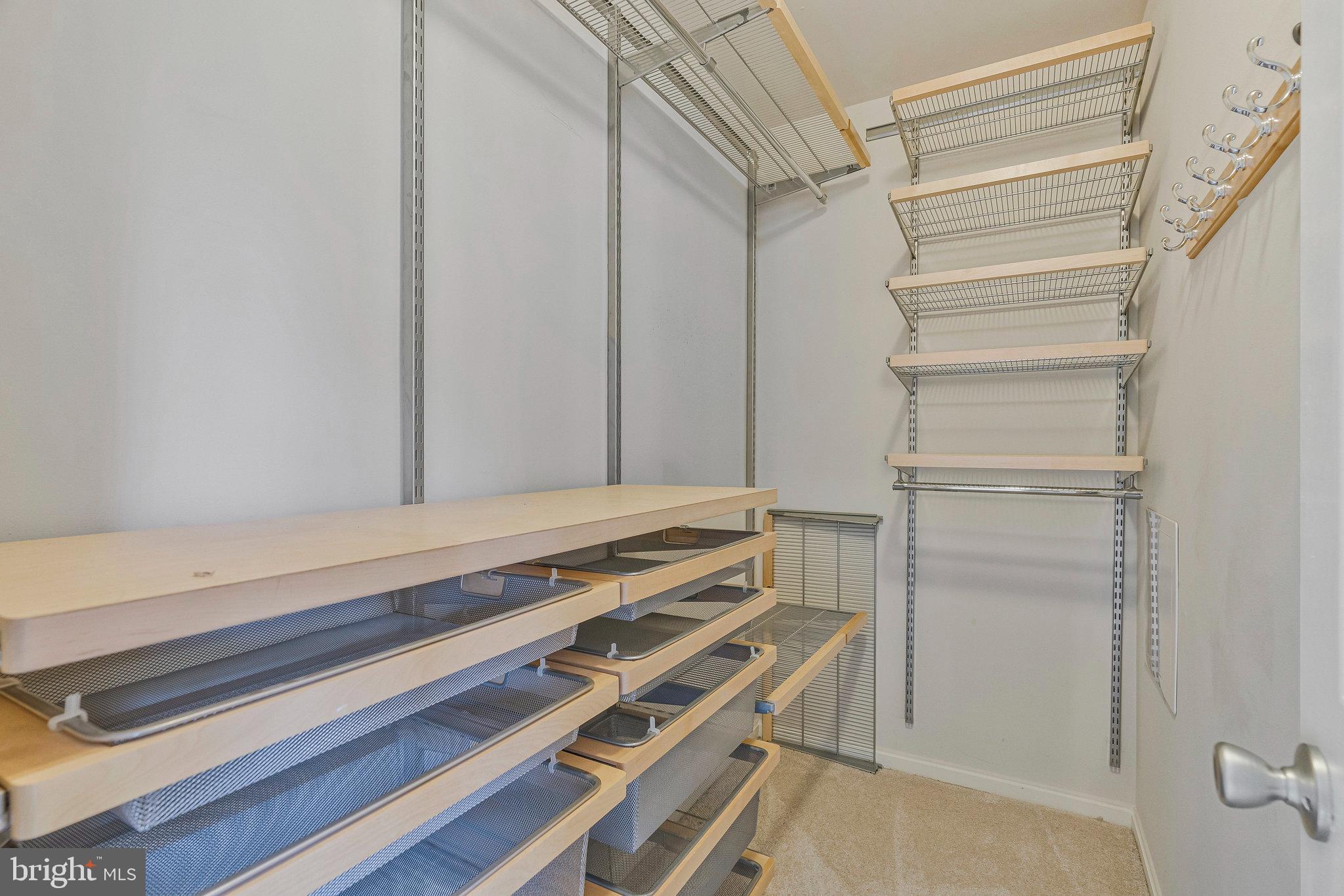 WOODSTONE - Residential