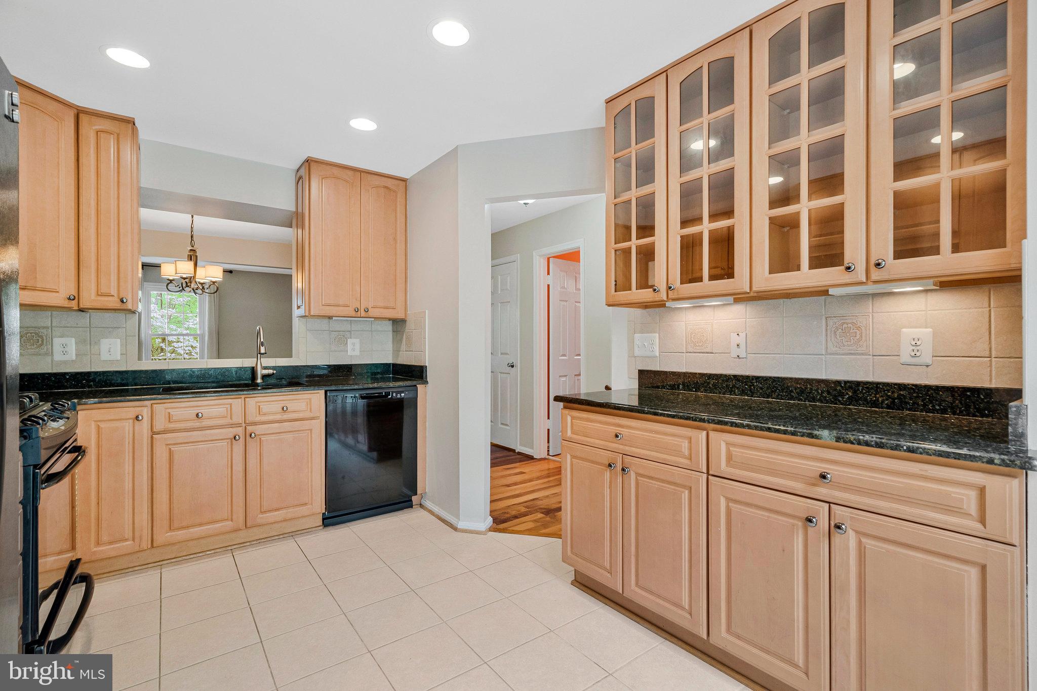 WOODSTONE - Residential