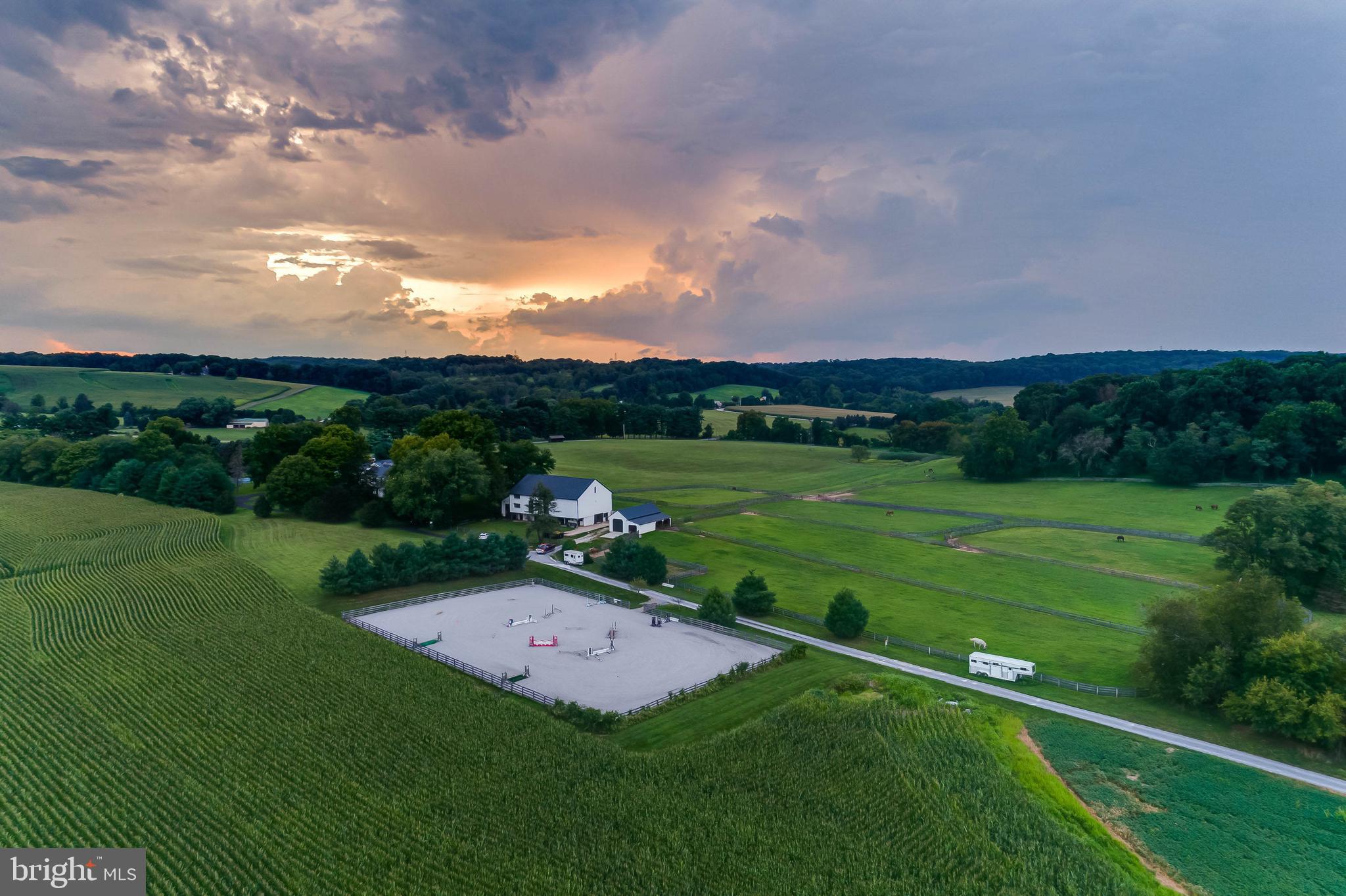 WORTHINGTON VALLEY - Farm