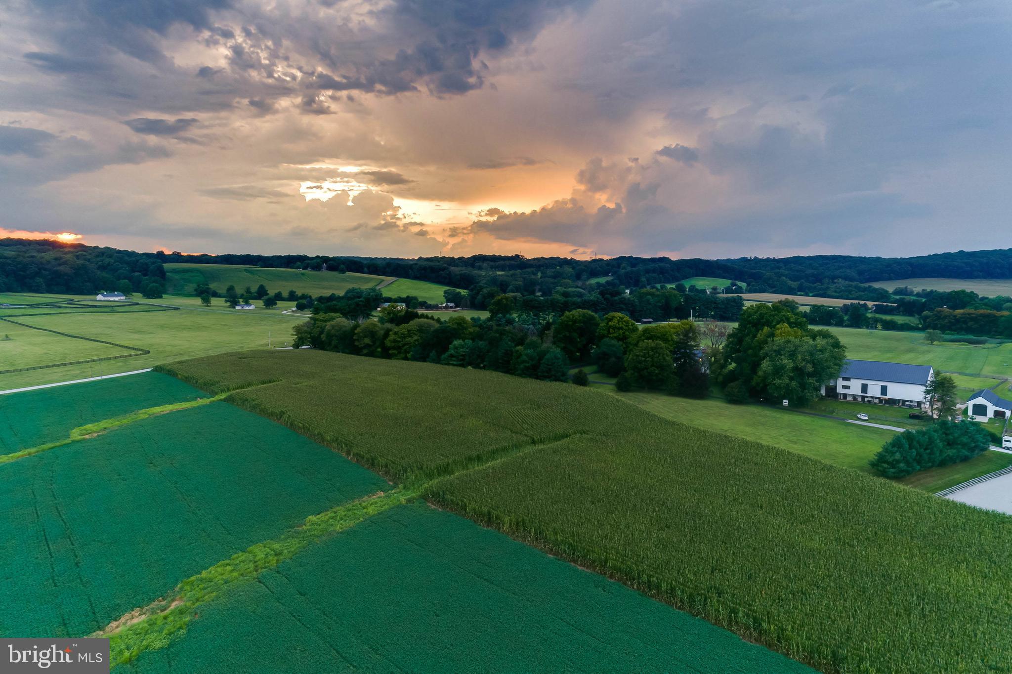 WORTHINGTON VALLEY - Farm