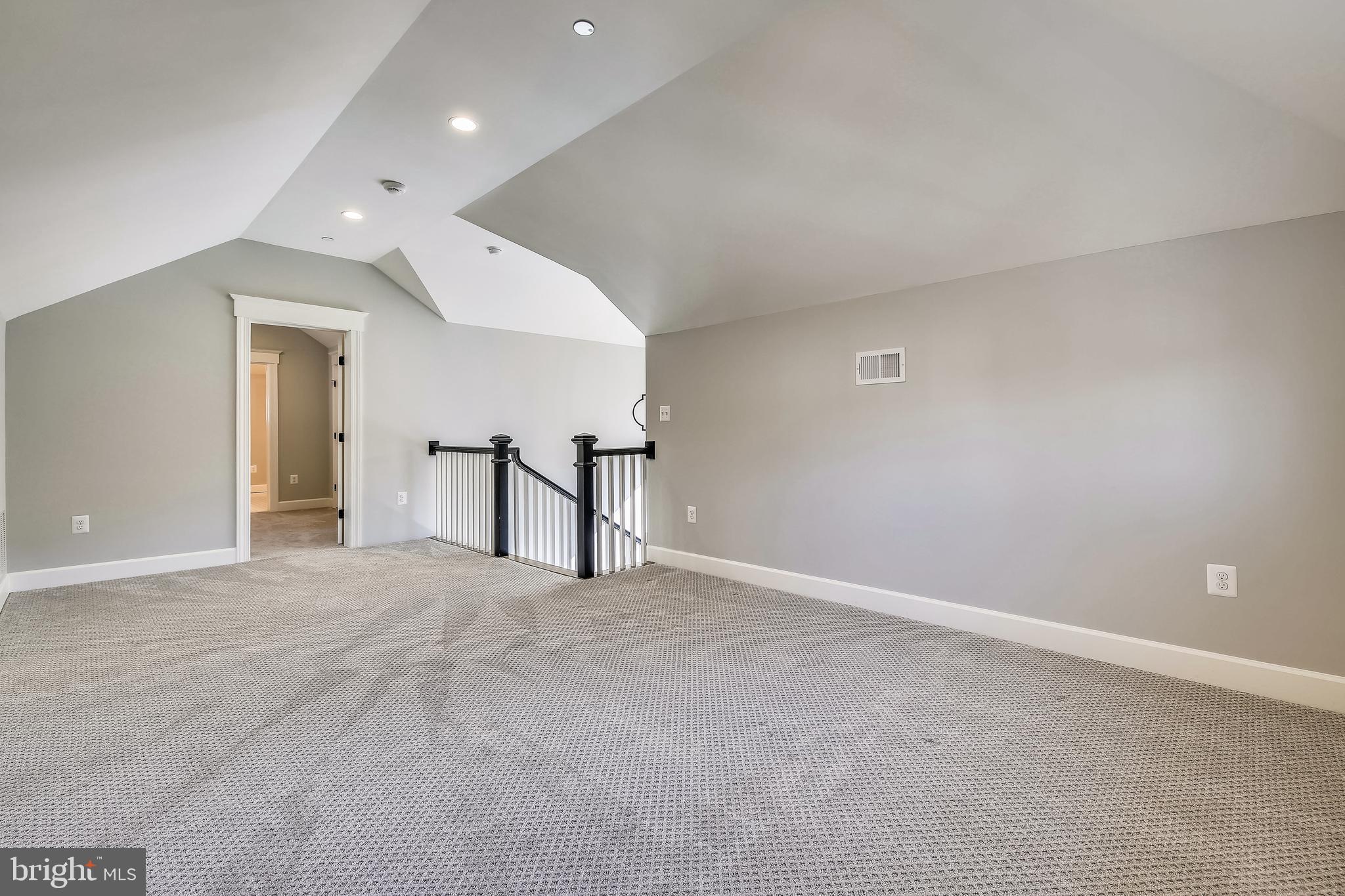 WESTBORO - Residential