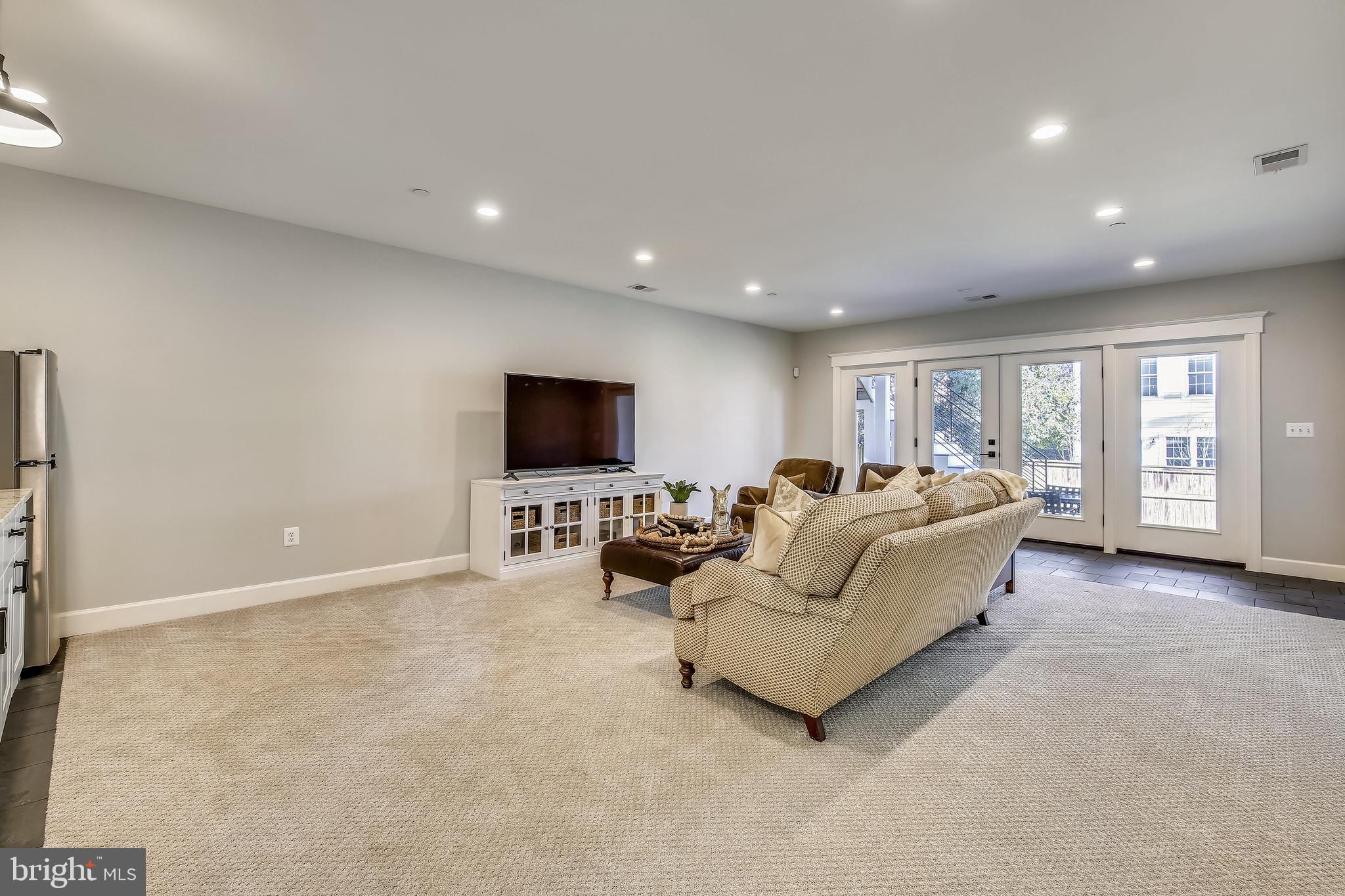 WESTBORO - Residential