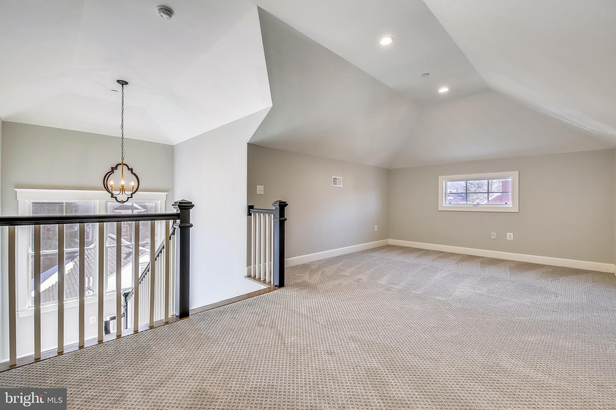 WESTBORO - Residential