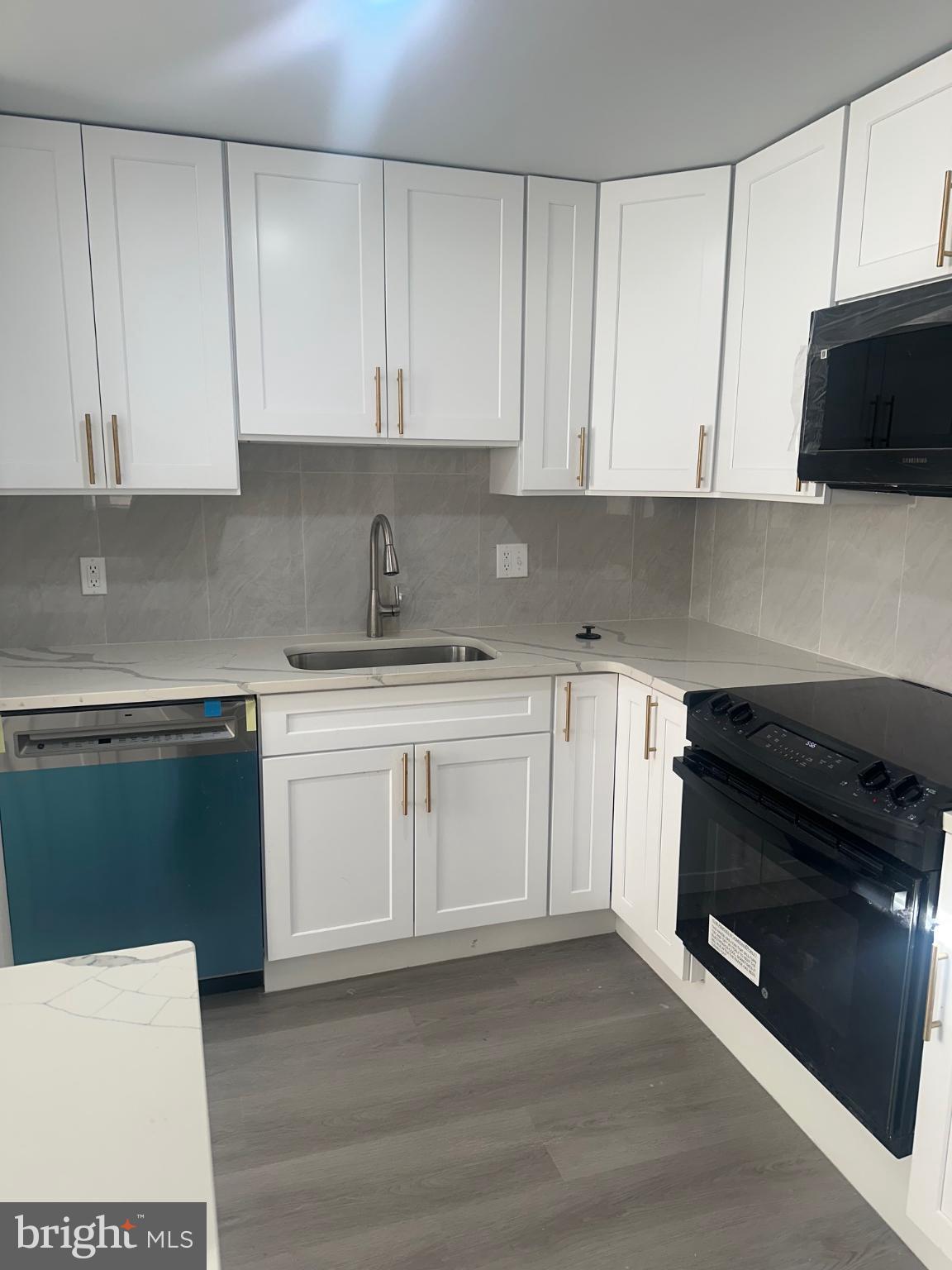 PHILADELPHIA - Residential