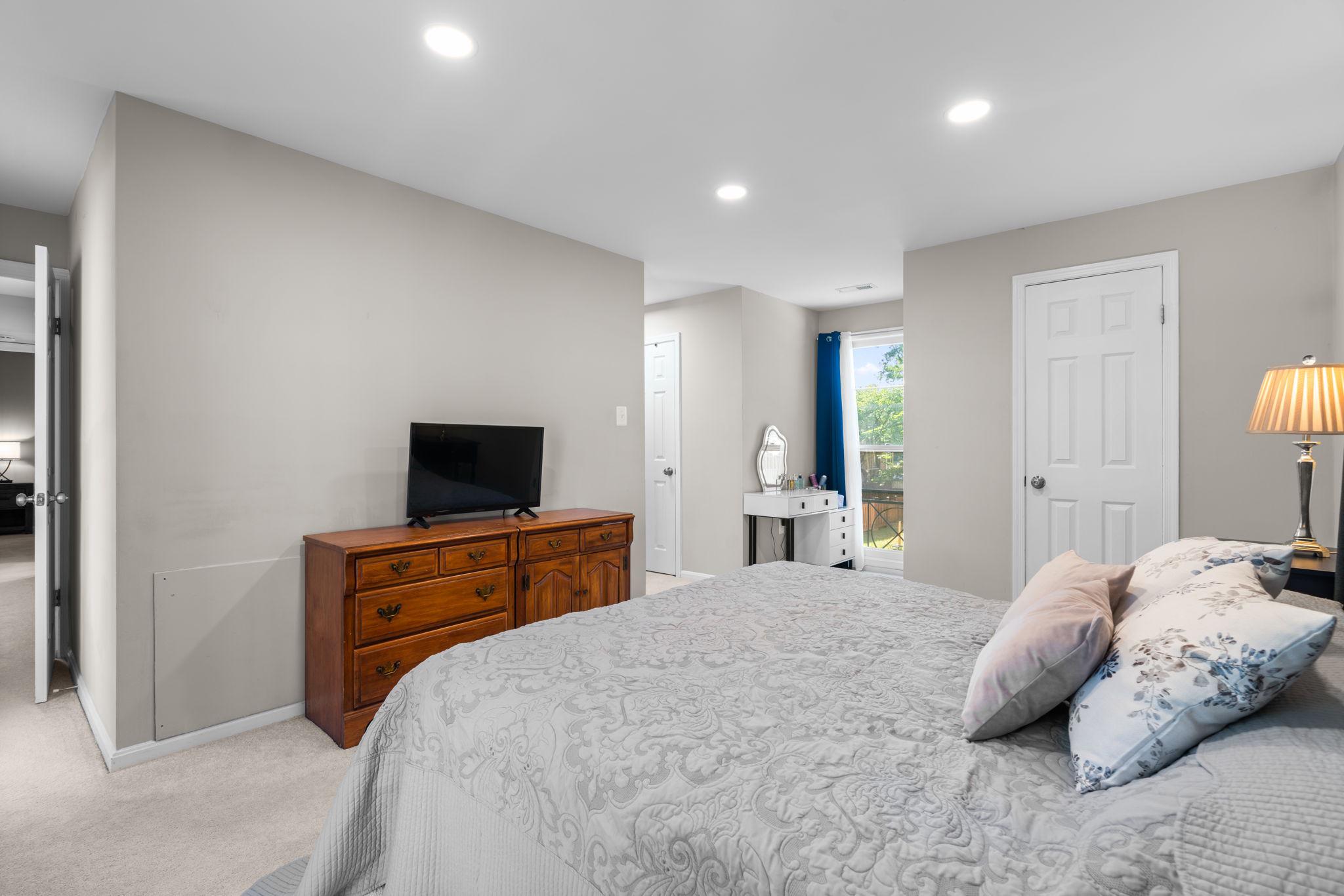 DIAMOND FARM - Residential