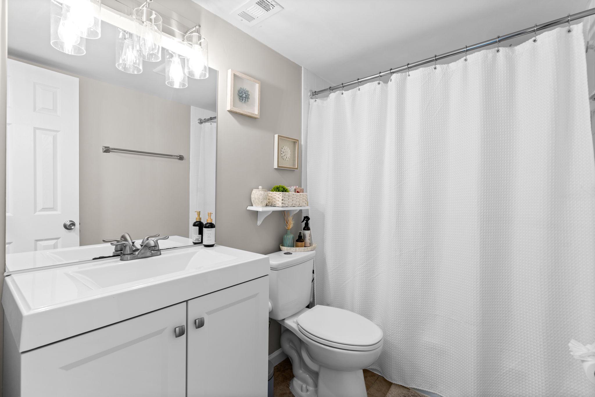 DIAMOND FARM - Residential