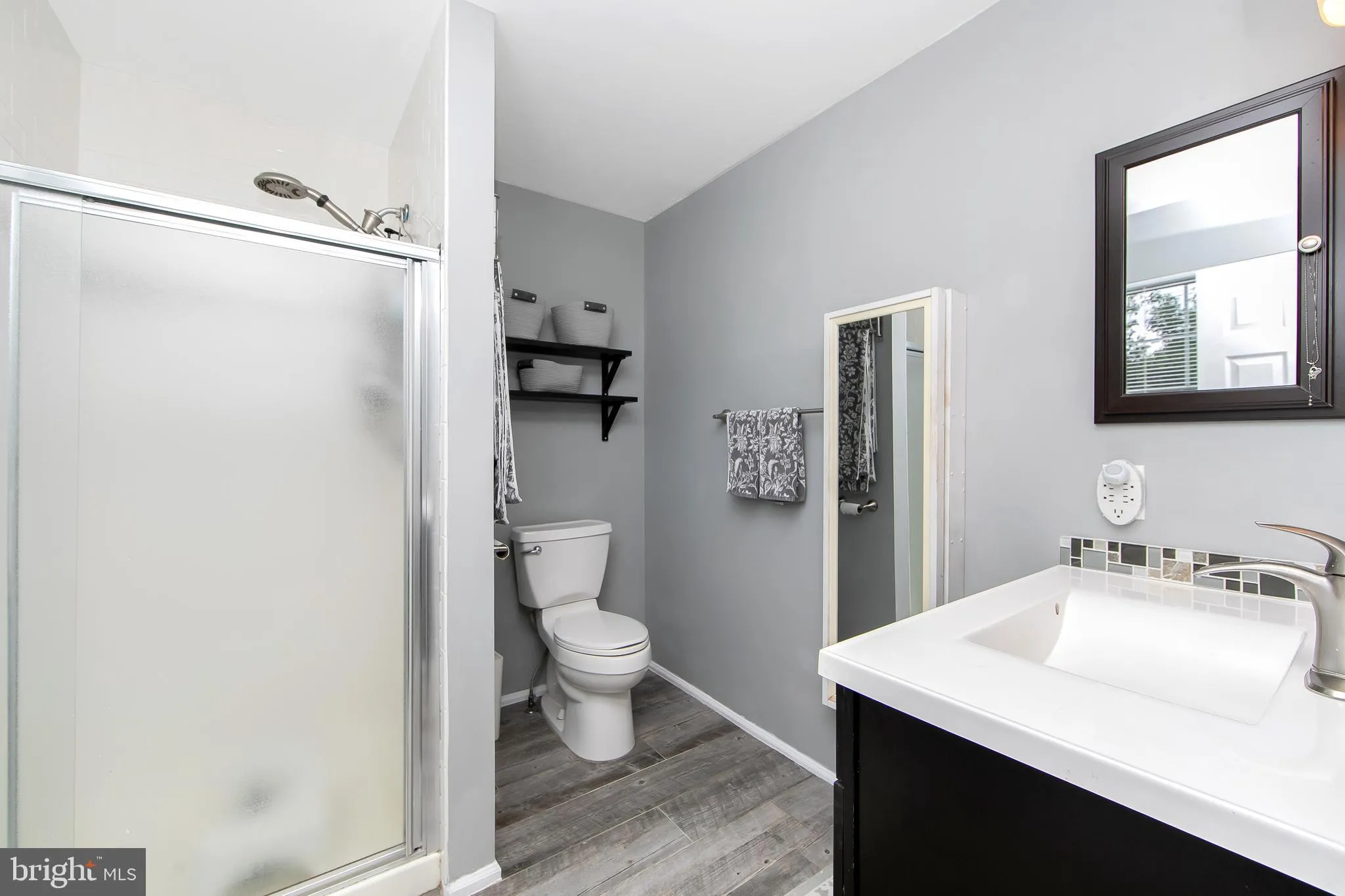 Williamstown, New Jersey 08094, United States, 3 Bedrooms Bedrooms, ,3 BathroomsBathrooms,Residential,Active,161301