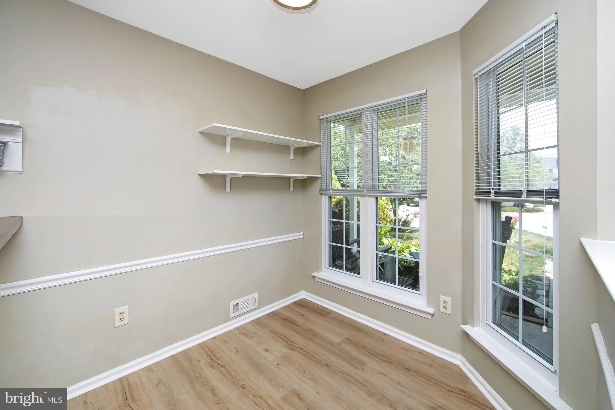 Williamstown, New Jersey 08094, United States, 3 Bedrooms Bedrooms, ,3 BathroomsBathrooms,Residential,Active,161301