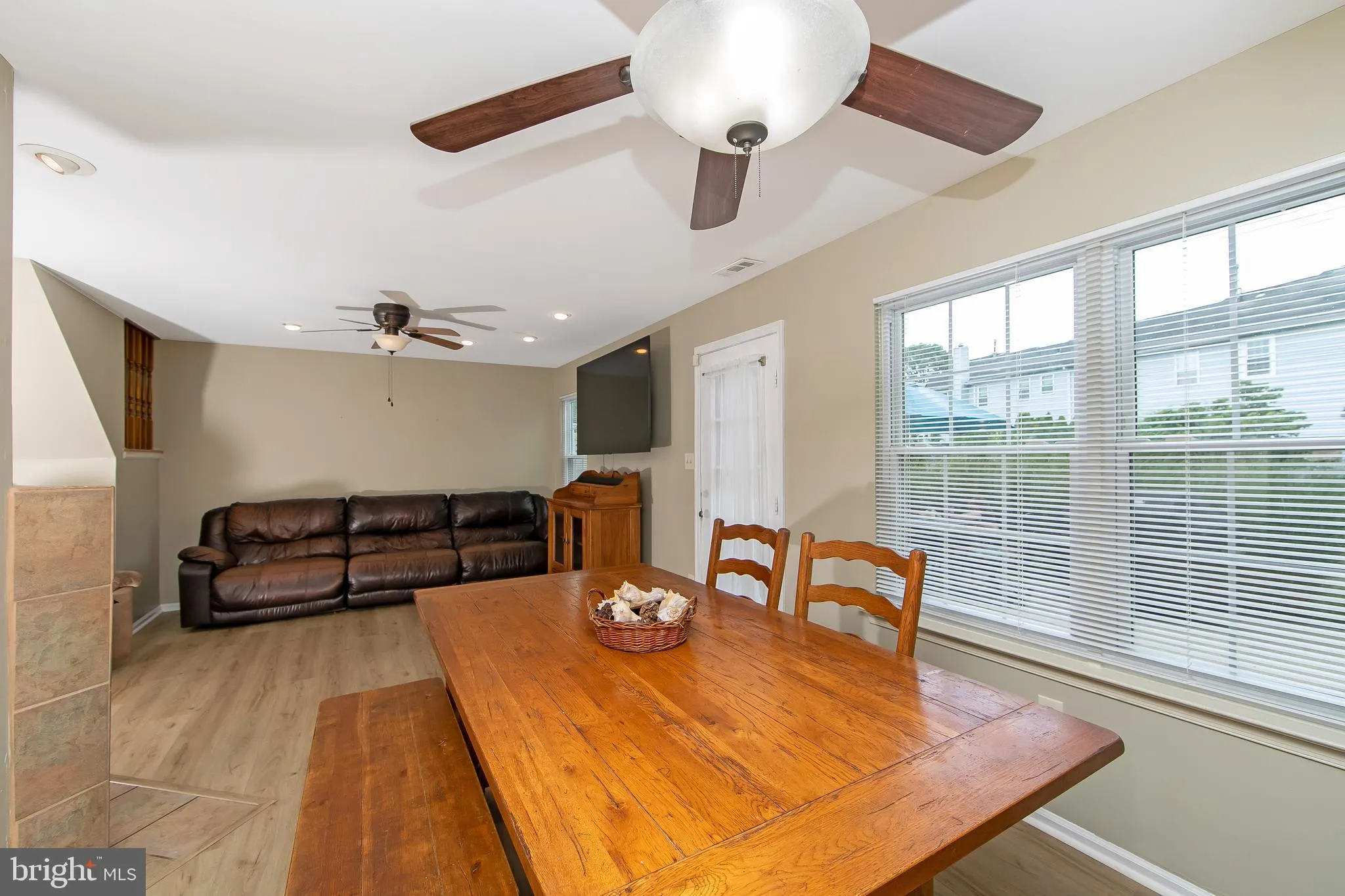 Williamstown, New Jersey 08094, United States, 3 Bedrooms Bedrooms, ,3 BathroomsBathrooms,Residential,Active,161301