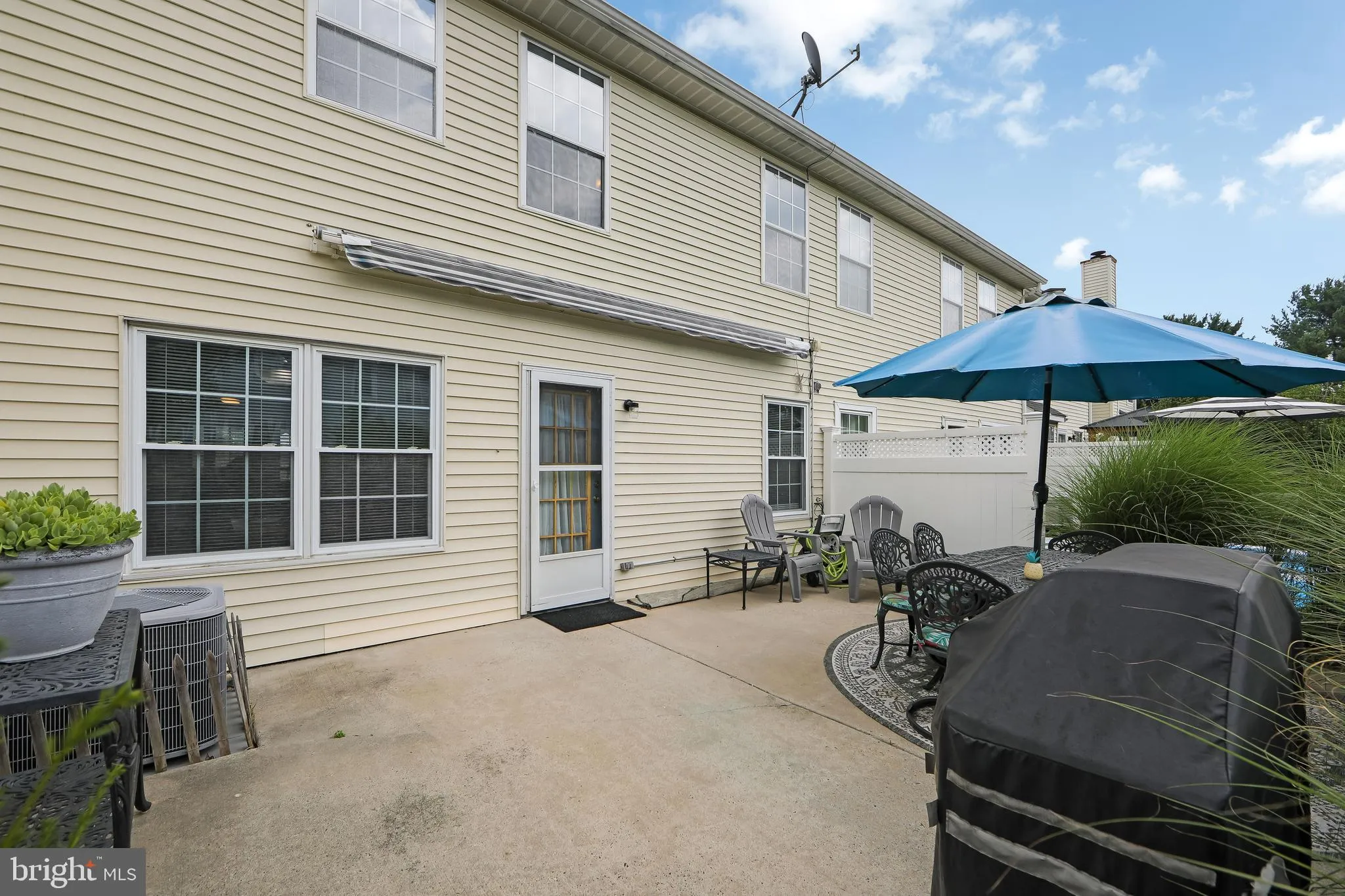 Williamstown, New Jersey 08094, United States, 3 Bedrooms Bedrooms, ,3 BathroomsBathrooms,Residential,Active,161301