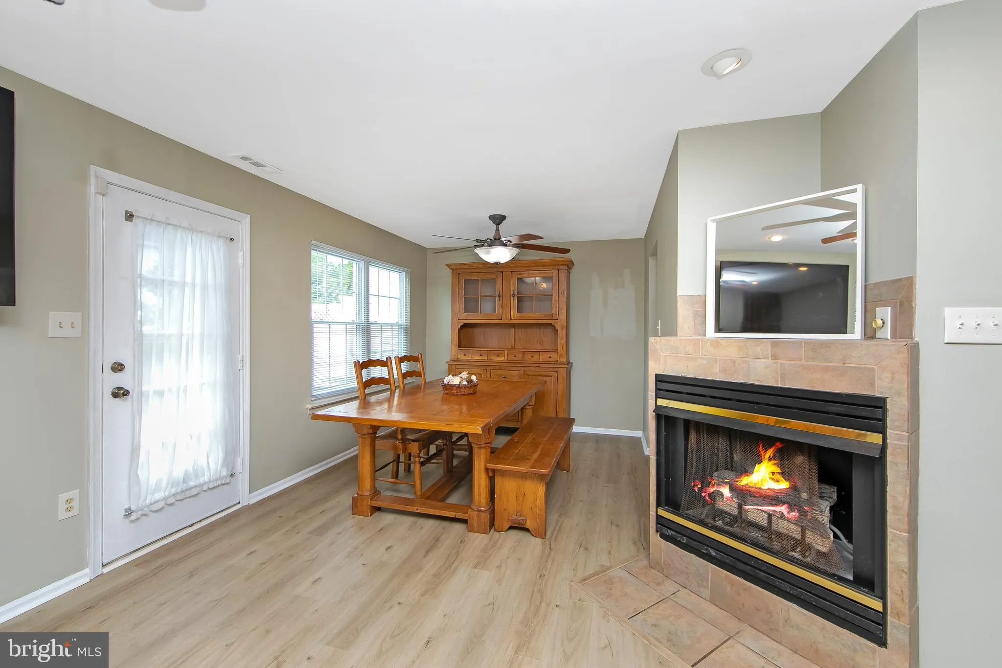 Williamstown, New Jersey 08094, United States, 3 Bedrooms Bedrooms, ,3 BathroomsBathrooms,Residential,Active,161301