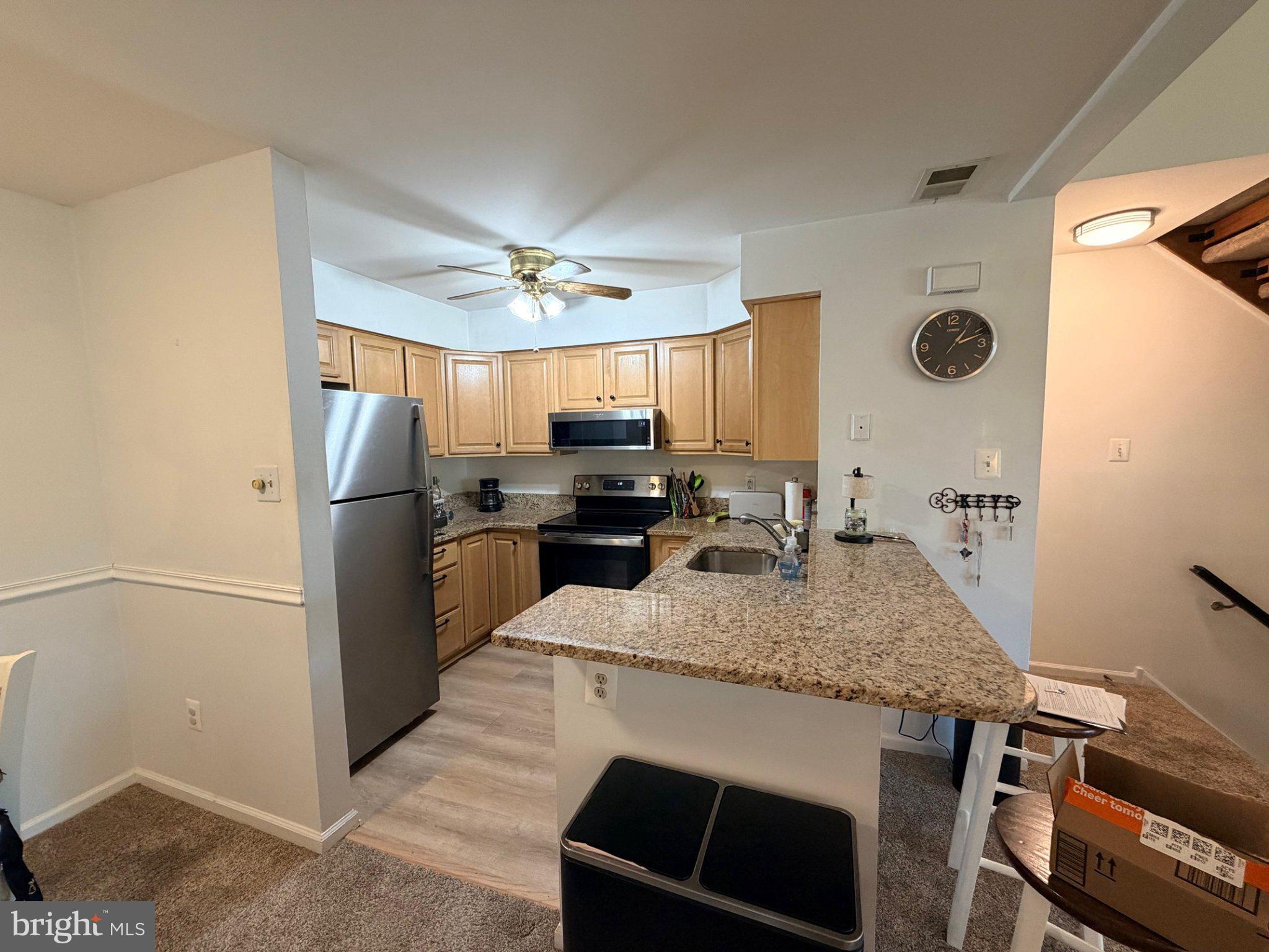 806 FOXMEADOW DRIVE CONDO 806