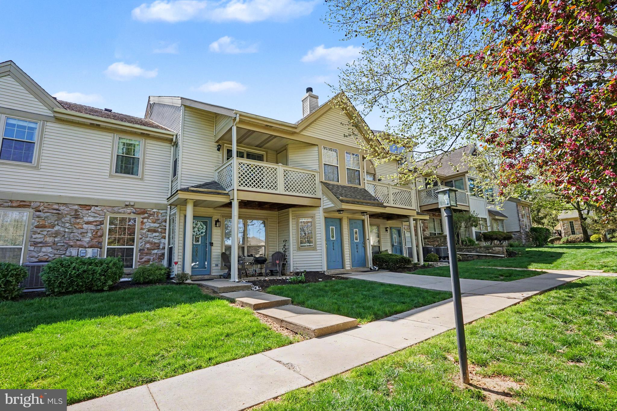 MONTGOMERY BROOKE - Residential