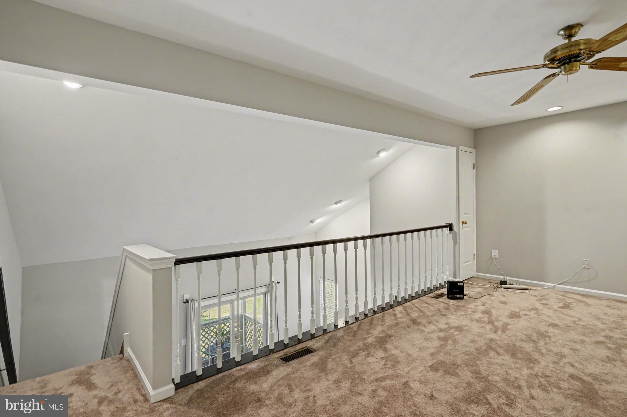 MONTGOMERY BROOKE - Residential