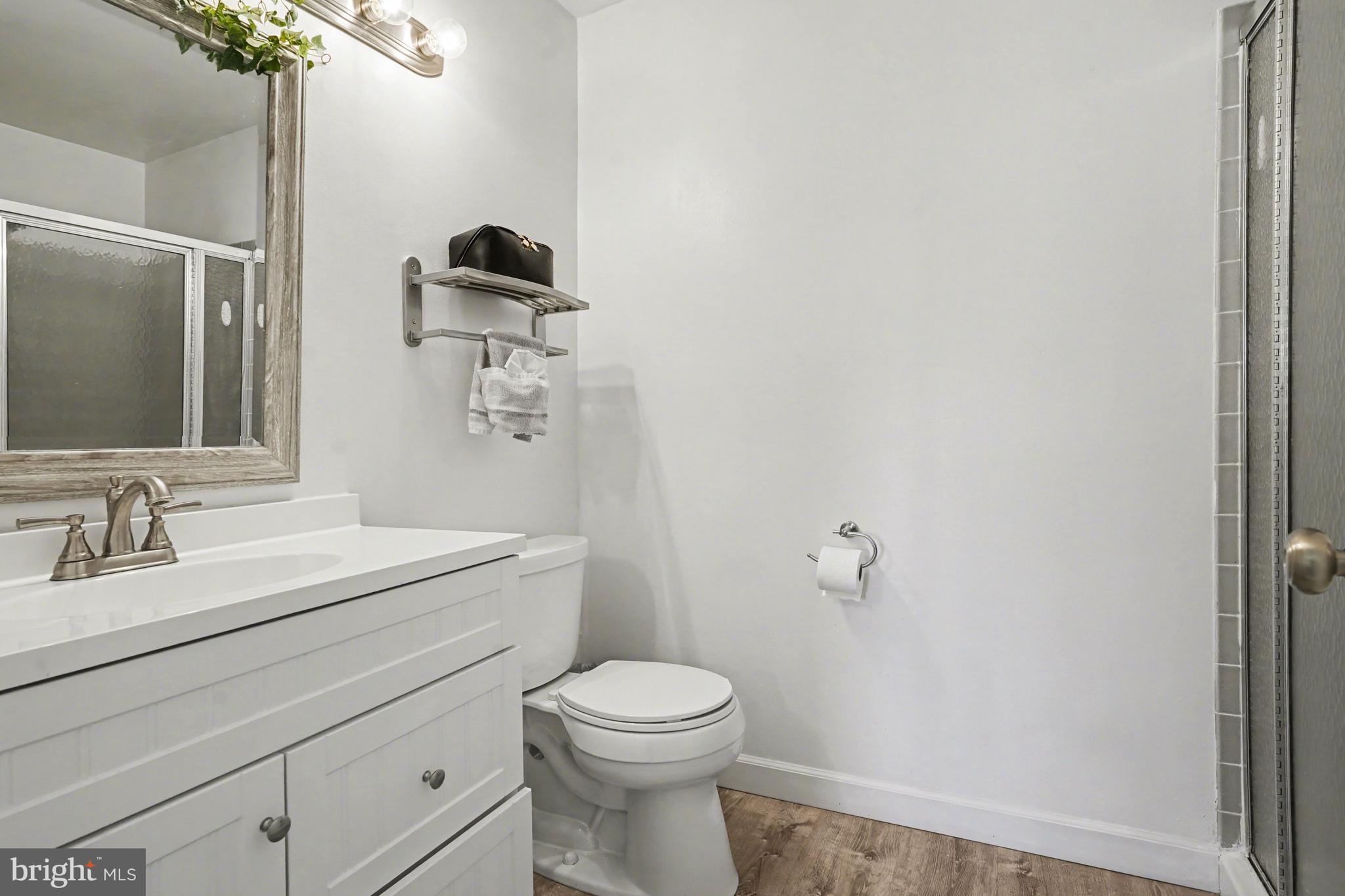 MONTGOMERY BROOKE - Residential