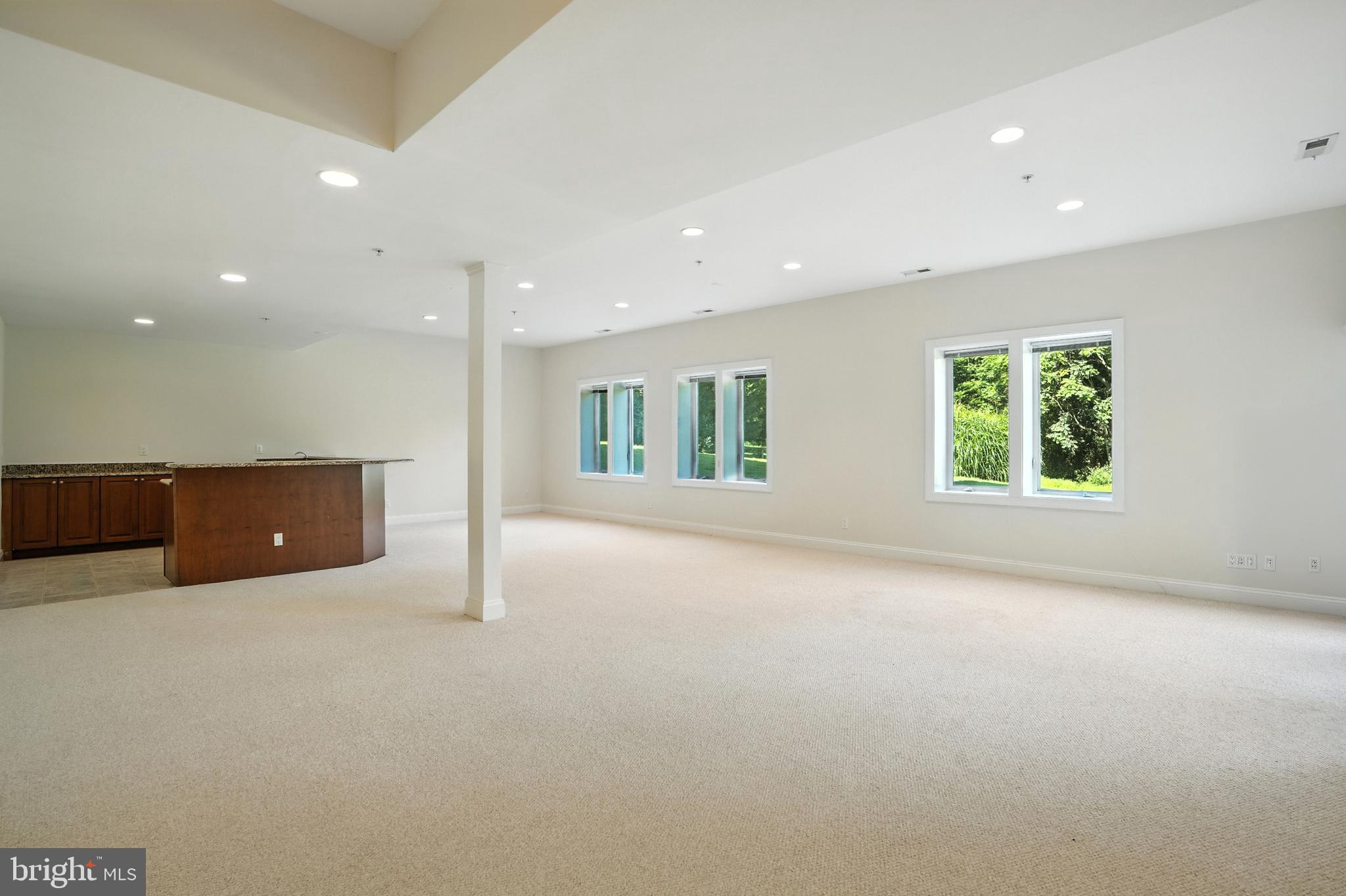 RIVER PLANTATION - Residential Lease