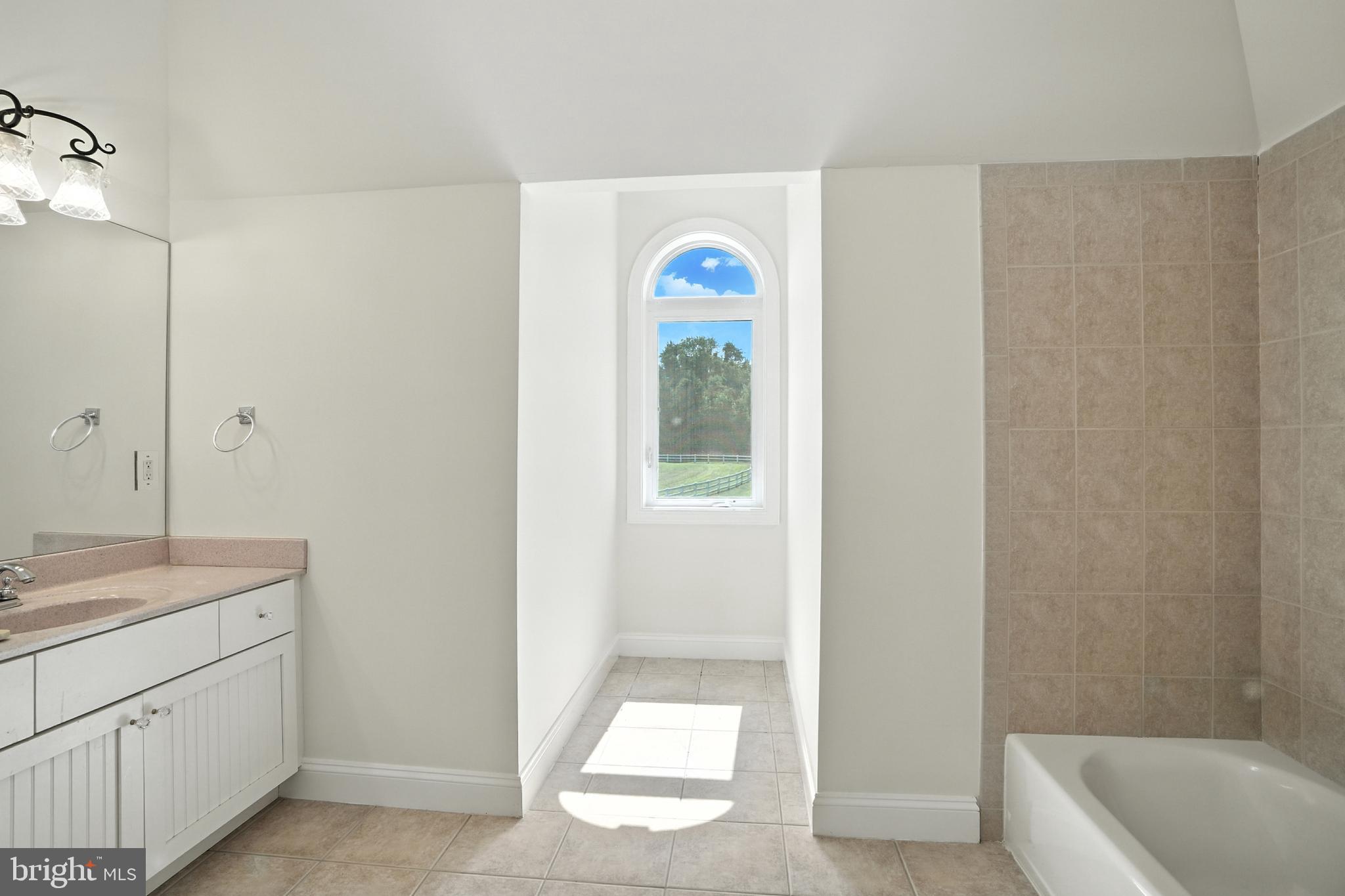 RIVER PLANTATION - Residential Lease