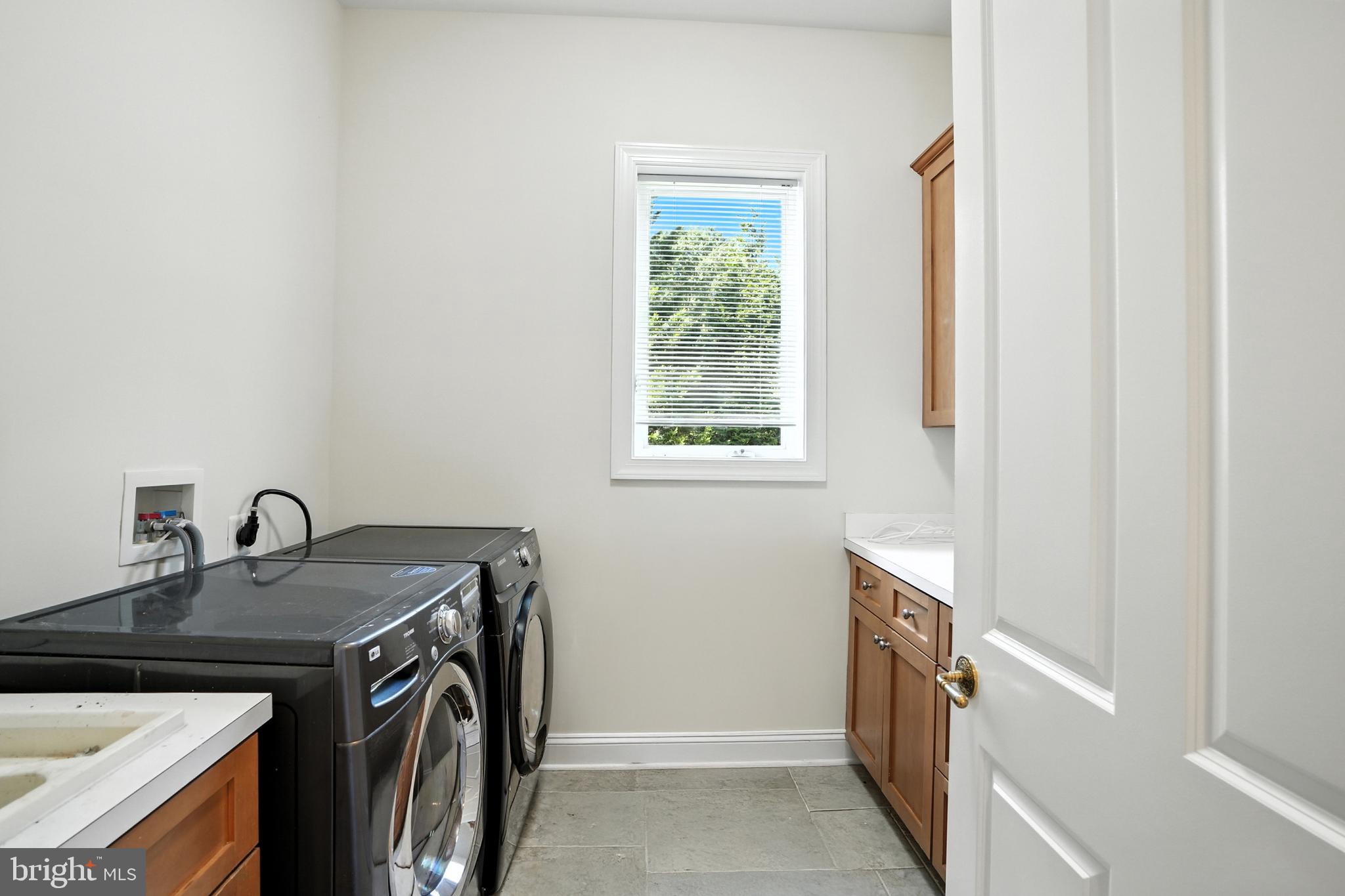 RIVER PLANTATION - Residential Lease