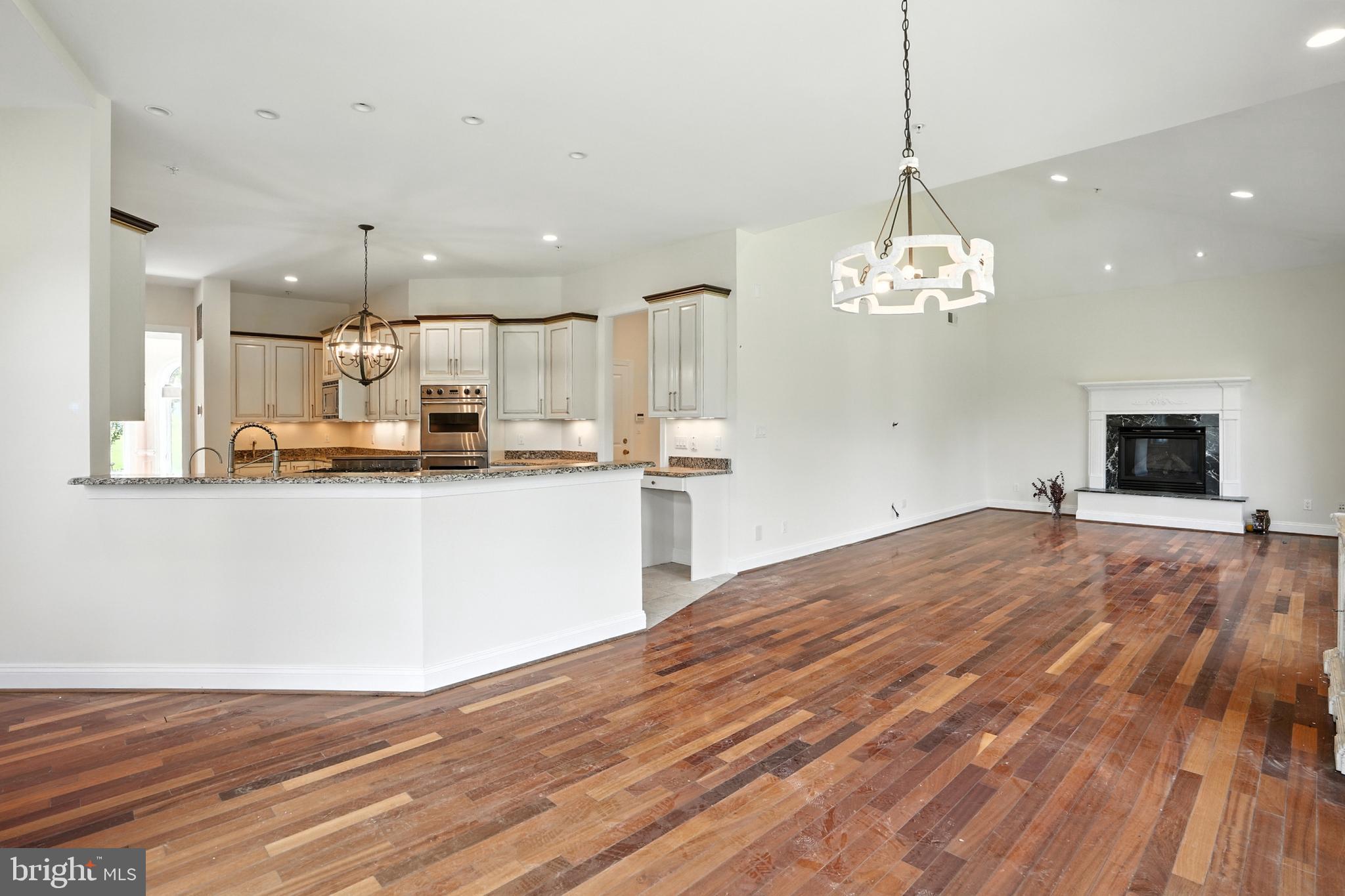 RIVER PLANTATION - Residential Lease