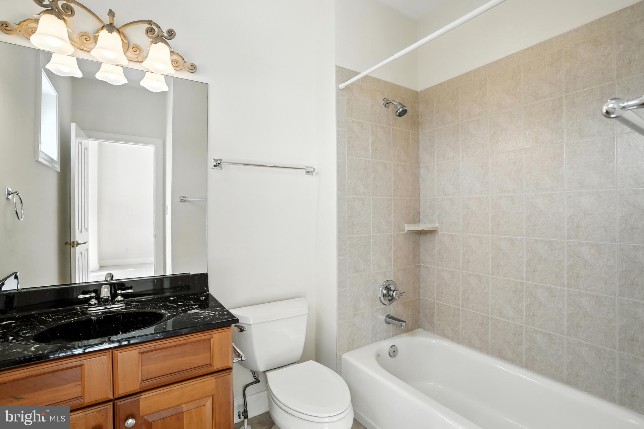 RIVER PLANTATION - Residential Lease