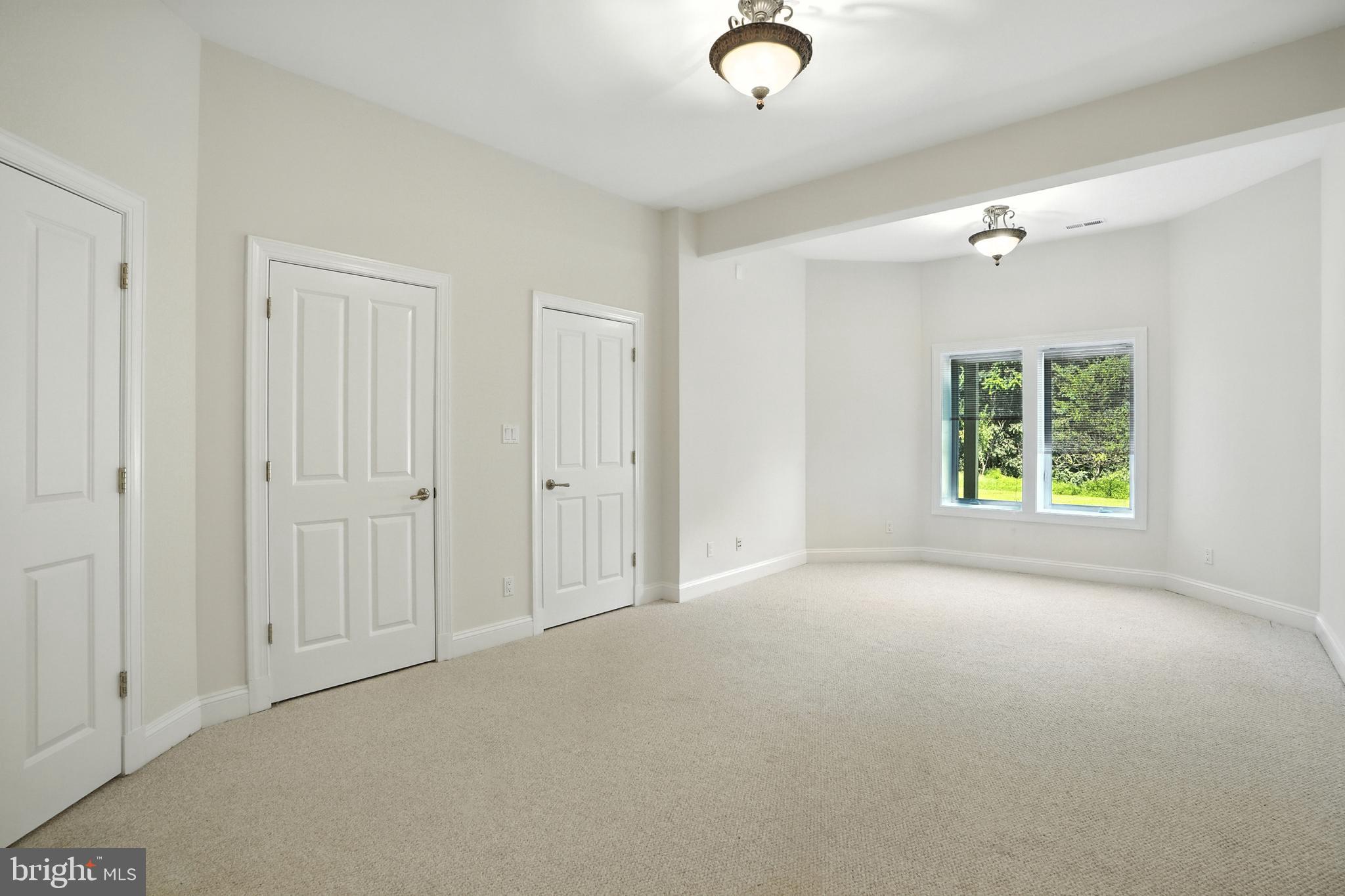 RIVER PLANTATION - Residential Lease