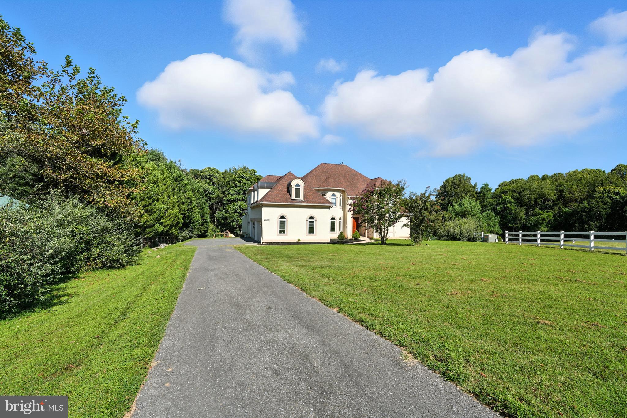 RIVER PLANTATION - Residential Lease