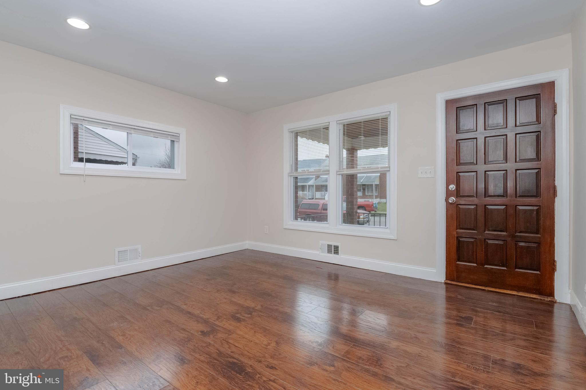 CHARLESMONT - Residential